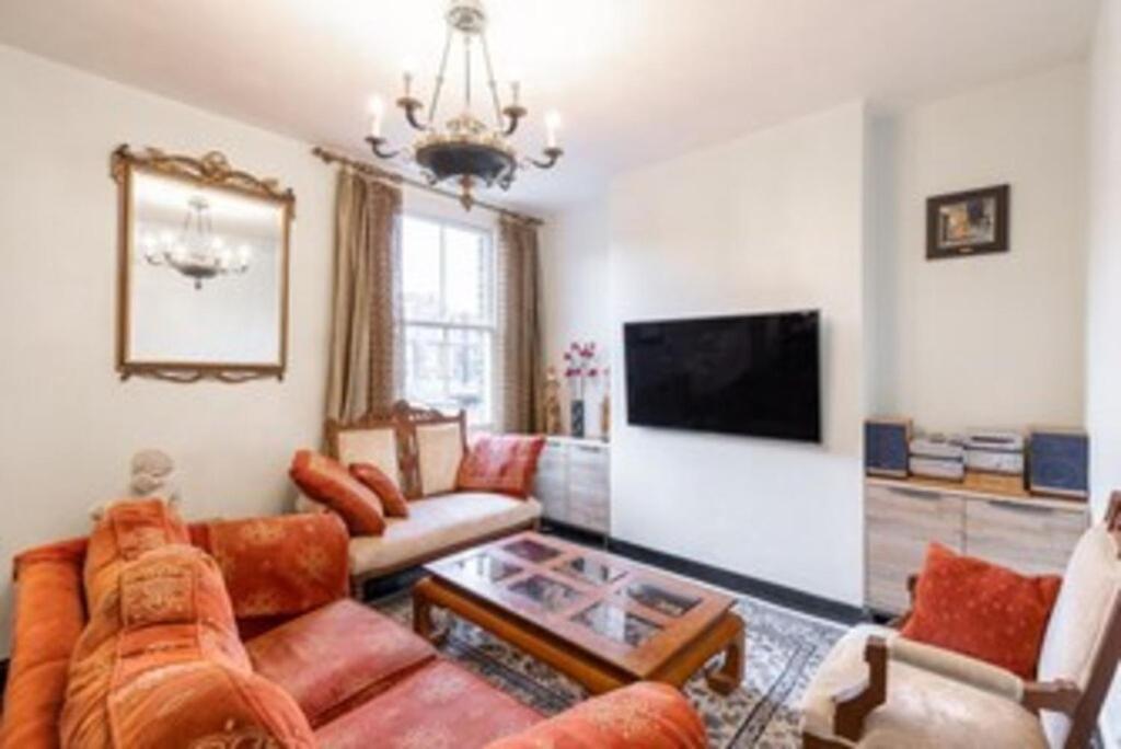 One Bedroom Flat, Fulham Broadway Near Chelsea Lägenhet London