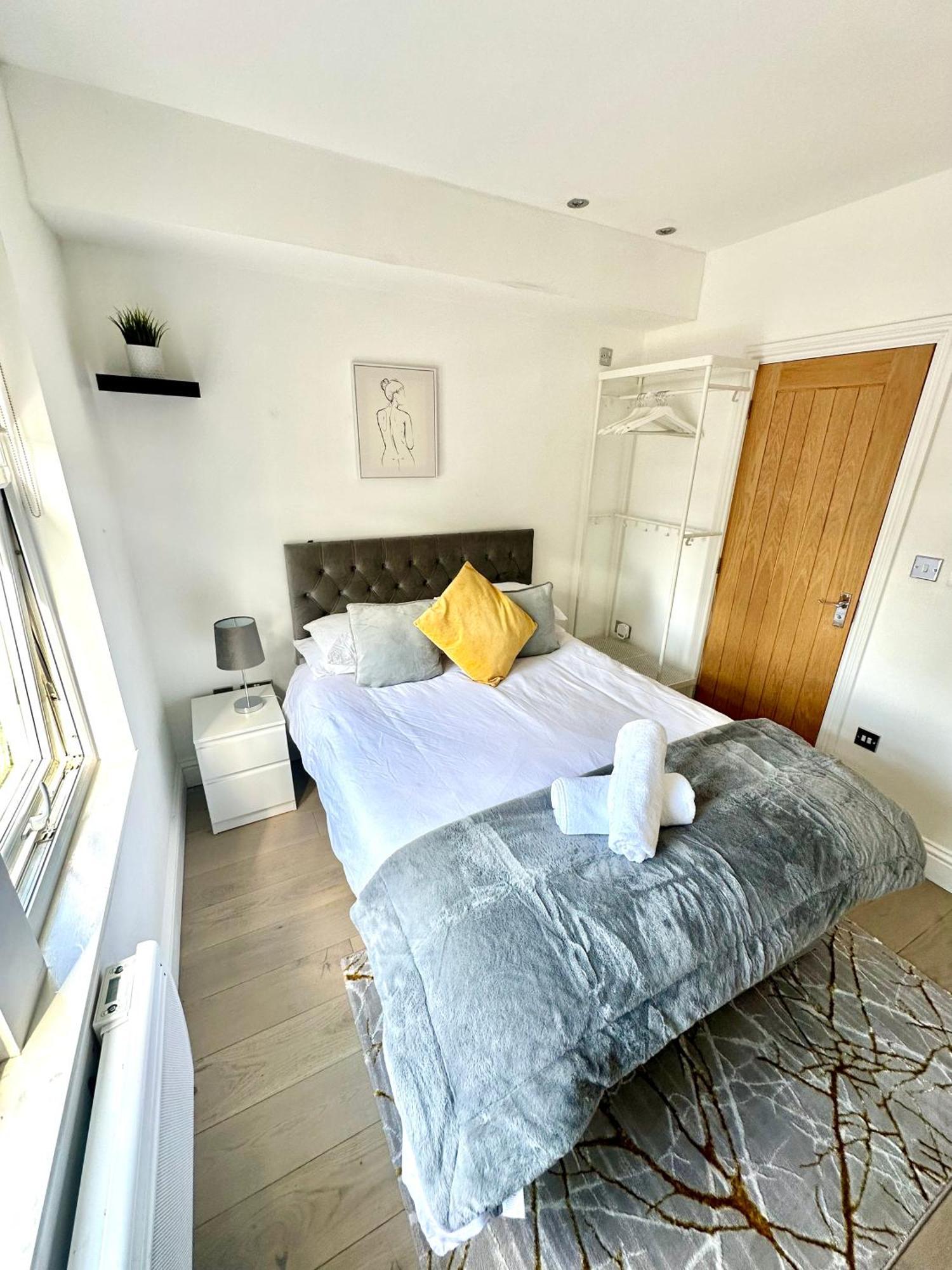 Homestay Cosy En-suite In Stratford