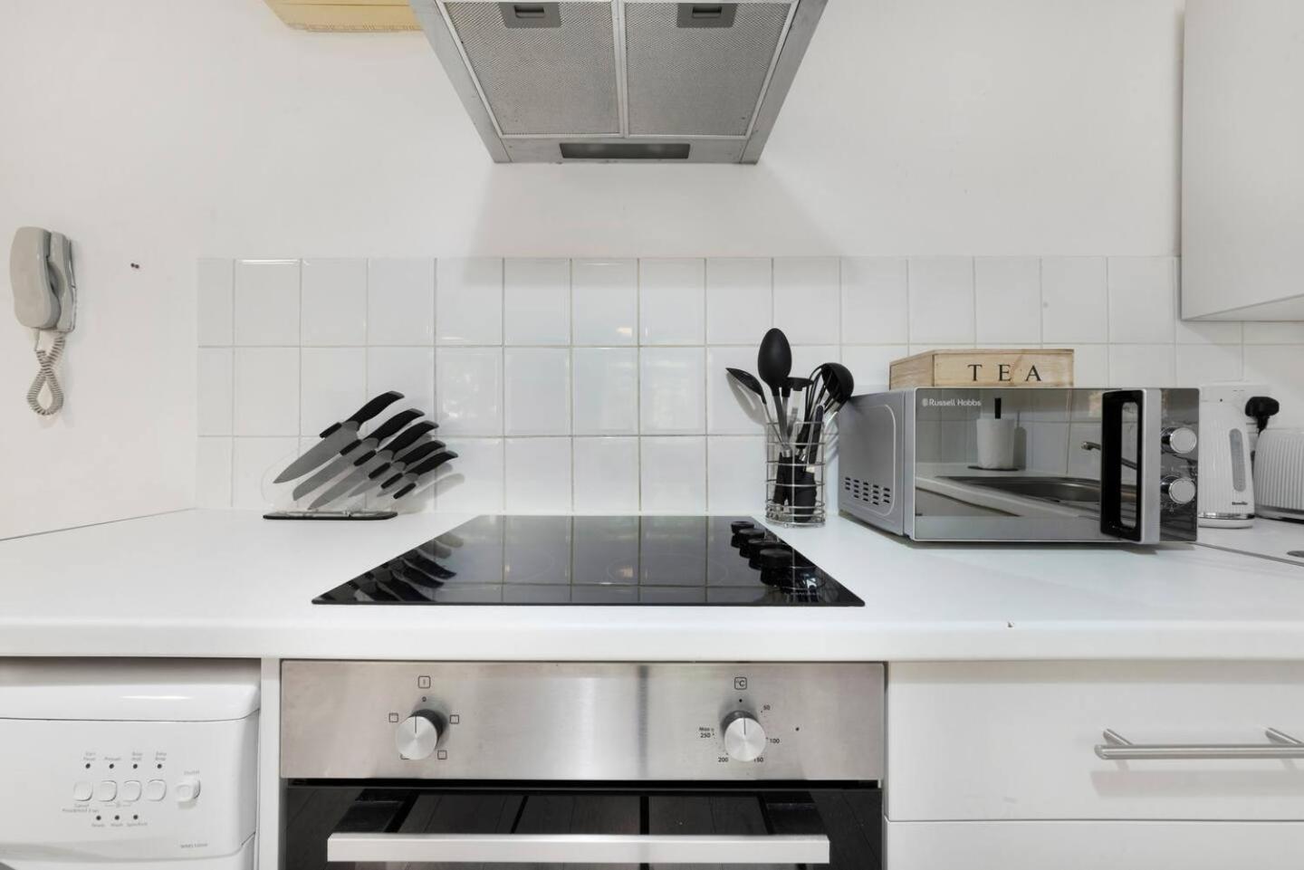2 Bed Apartment- Finsbury Park Station B Appartamento