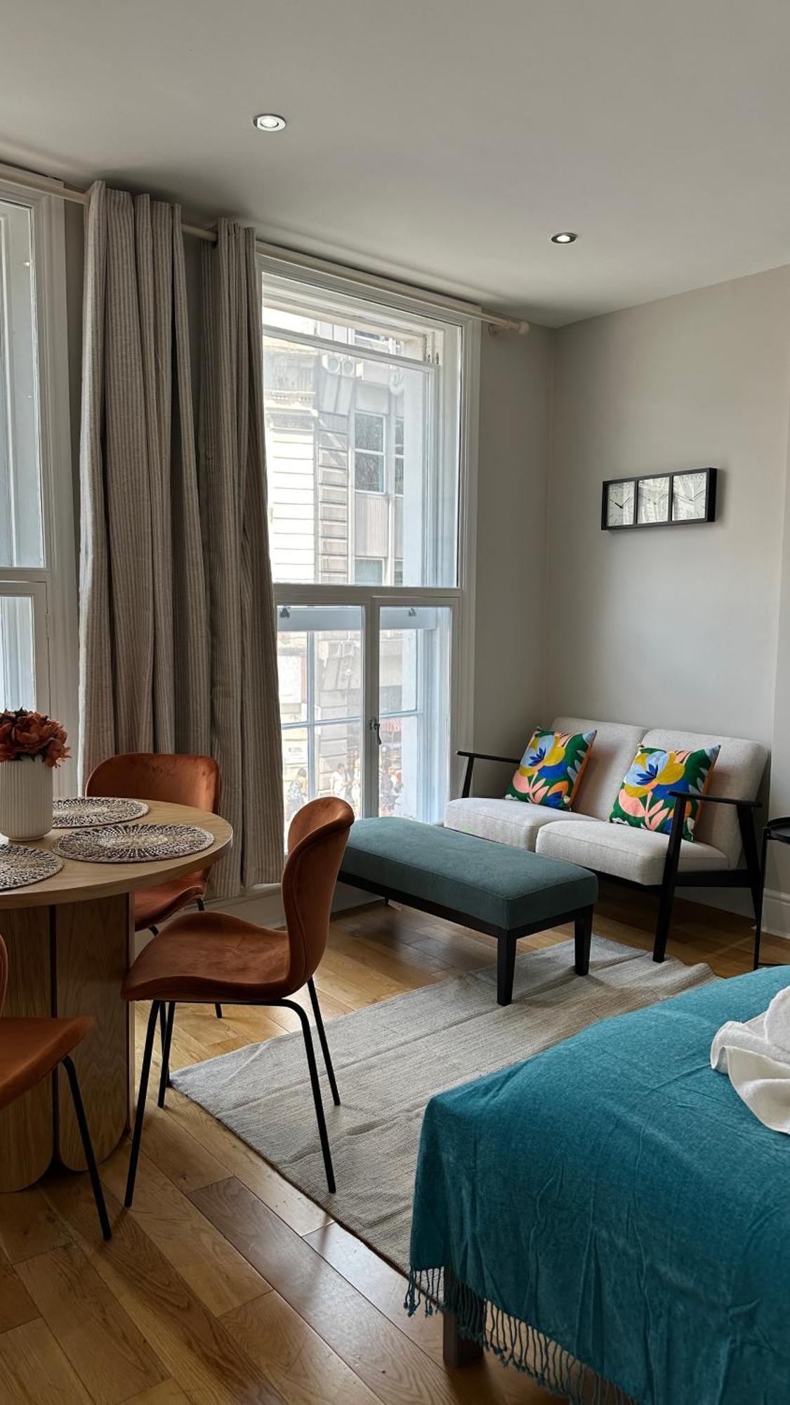 Appartamento Modern Flat In *