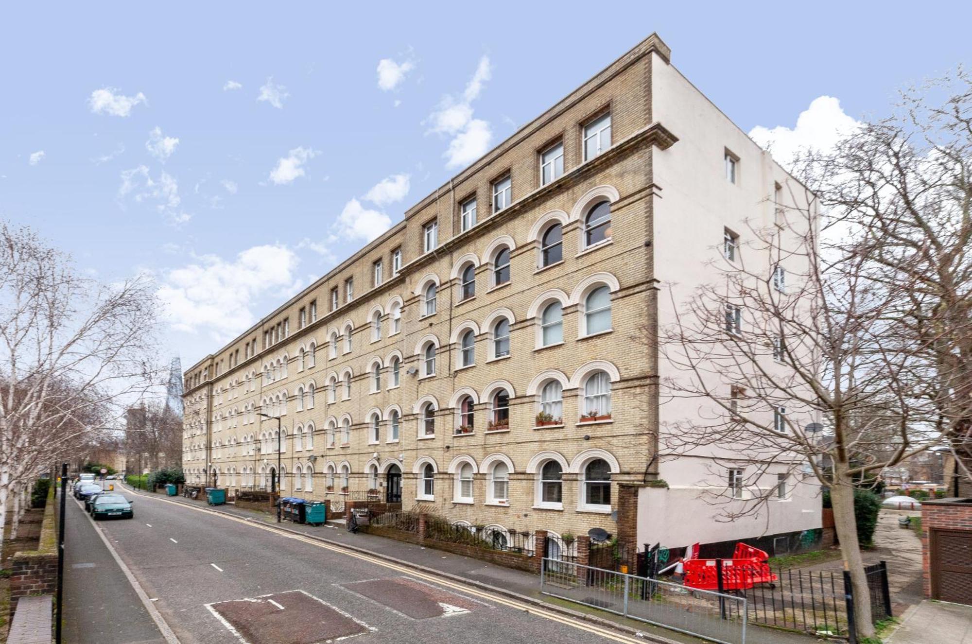 Cozy & Charming 2-bedroom Flat In Prime Lejlighed