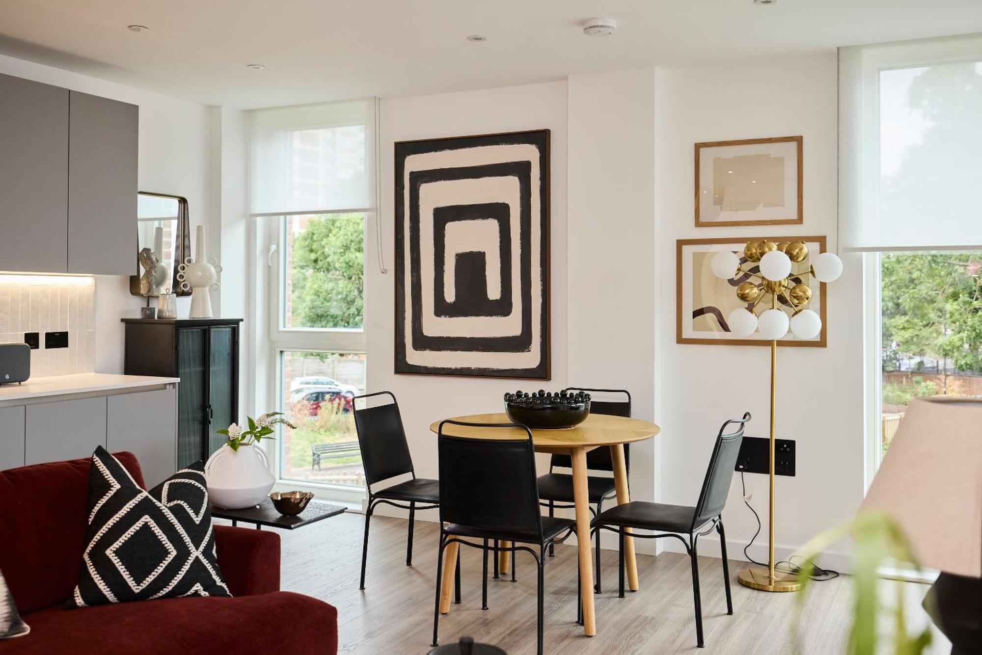 The Tottenham Hale Crib - Trendy 2bdr Flat With Balcony Lejlighed