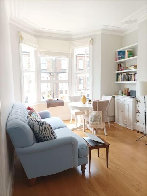 Modern And Cosy 2 Bedroom Flat In Notting Hill Appartamento