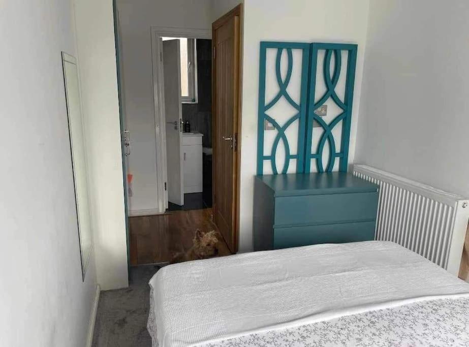 Apartment Dollis Hill One Bedroom Nw2 *