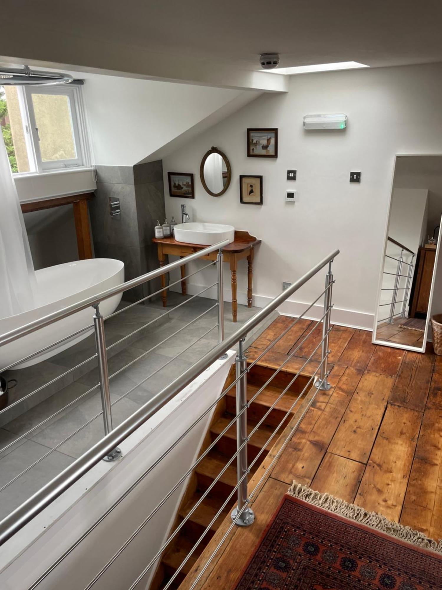 Central Victorian House Guest house London