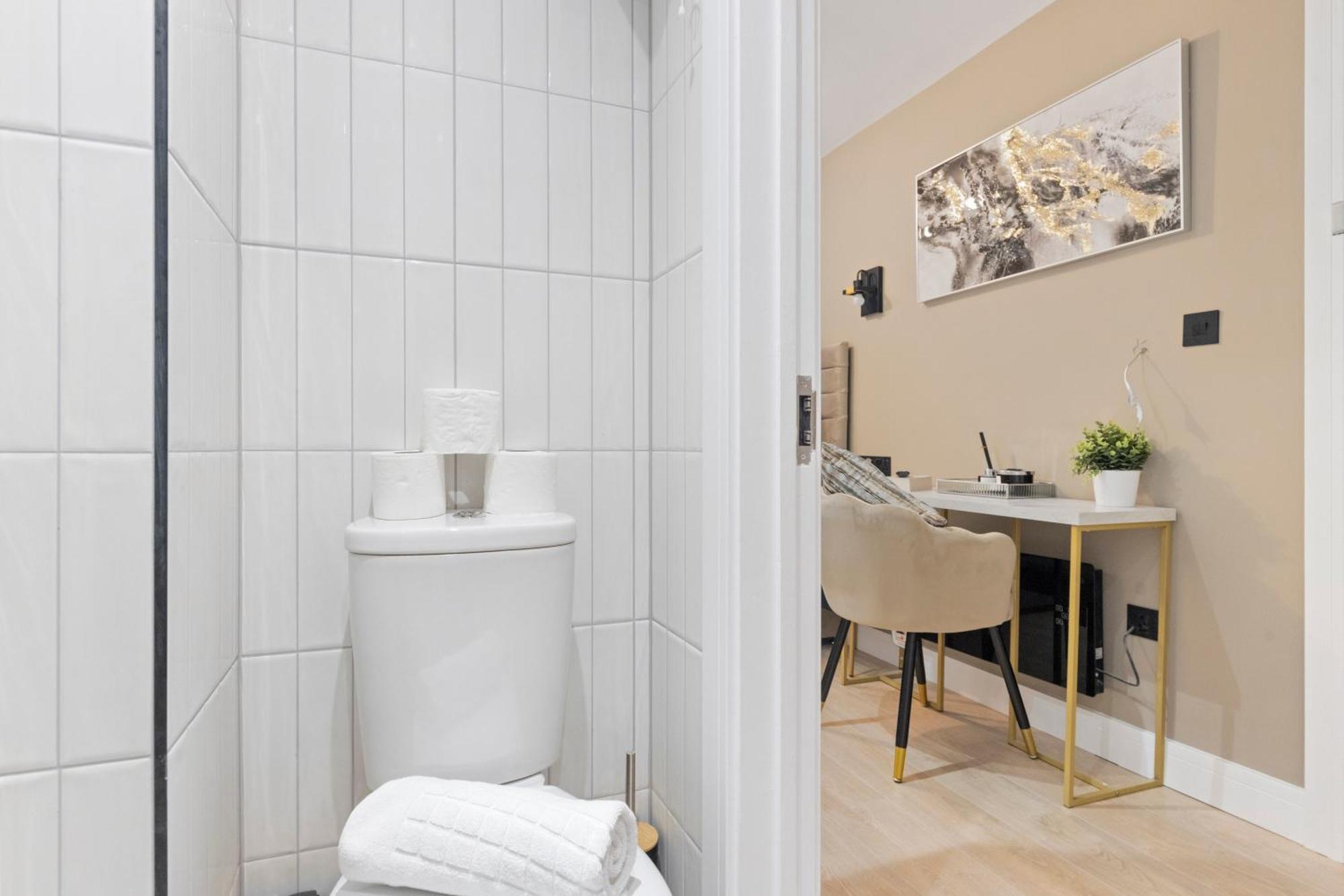 Urban Duo Escape: Trendy With Twin Beds Appartement *