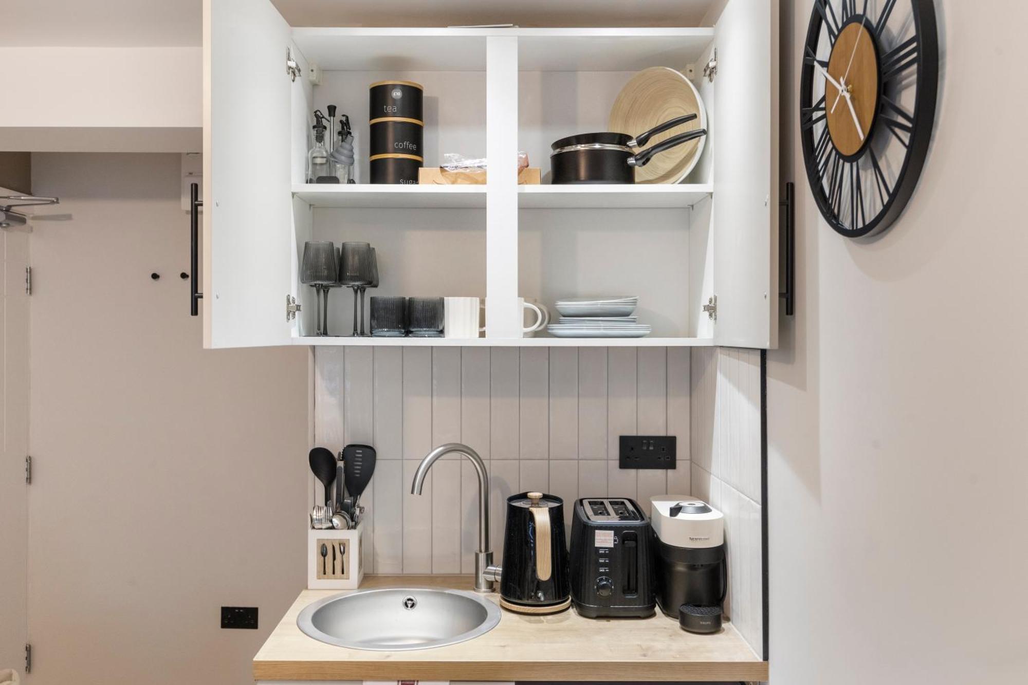Urban Duo Escape: Trendy With Twin Beds Appartement Londen