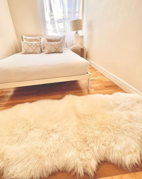 Lovely 1bdr Flat Next To Earls Court Station Appartamento *