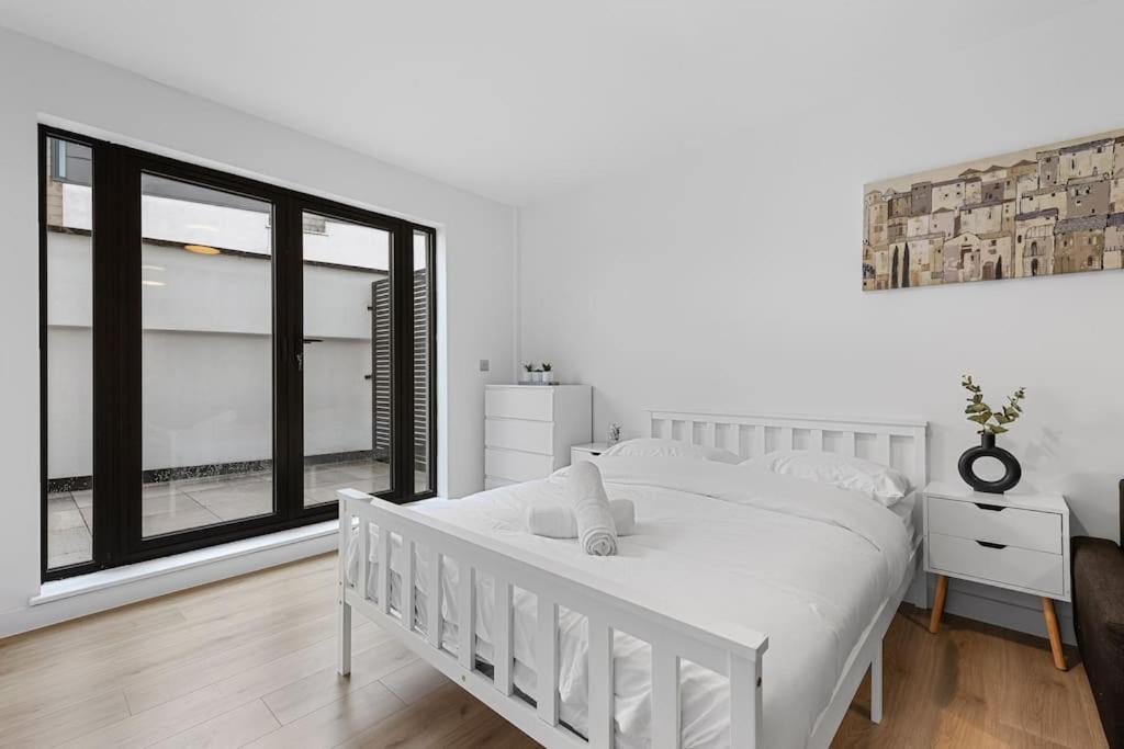 Spacious Sleep 14 - 1 Min From Tooting Station Mr3 Appartamento *