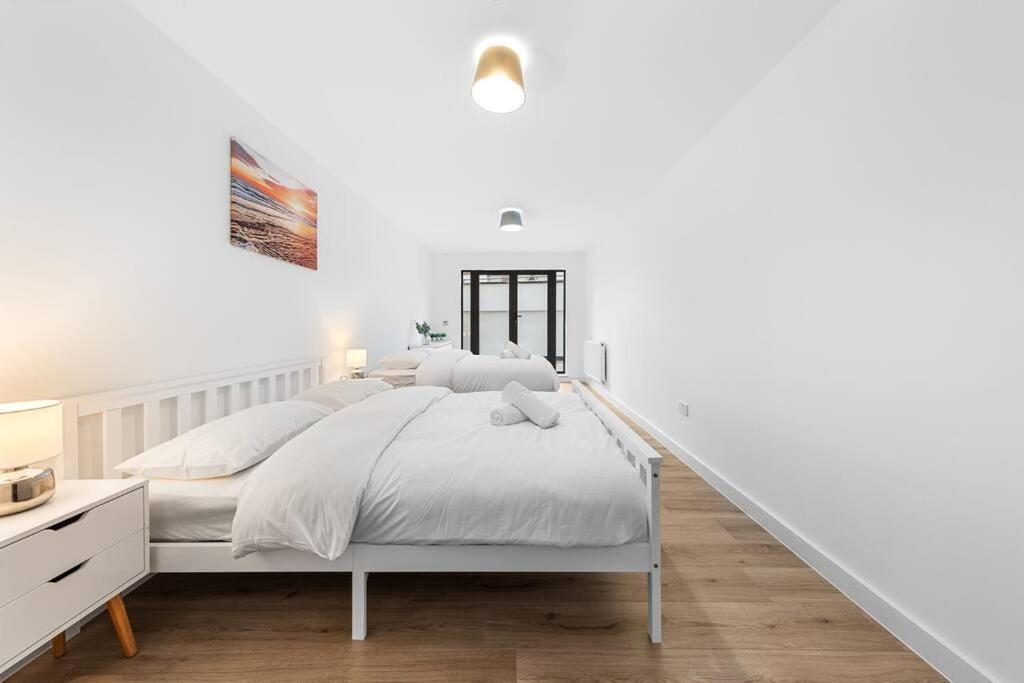 Spacious Sleep 14 - 1 Min From Tooting Station Mr3 Appartamento *