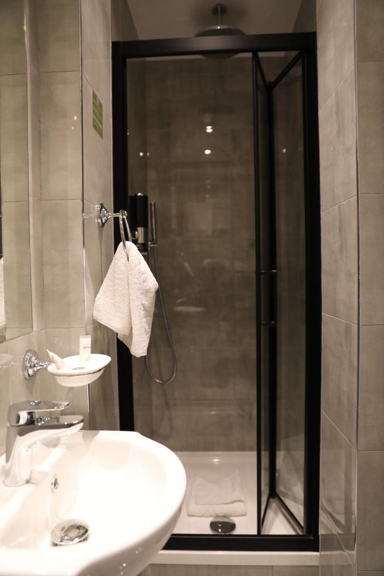 Hotel Reem Londra