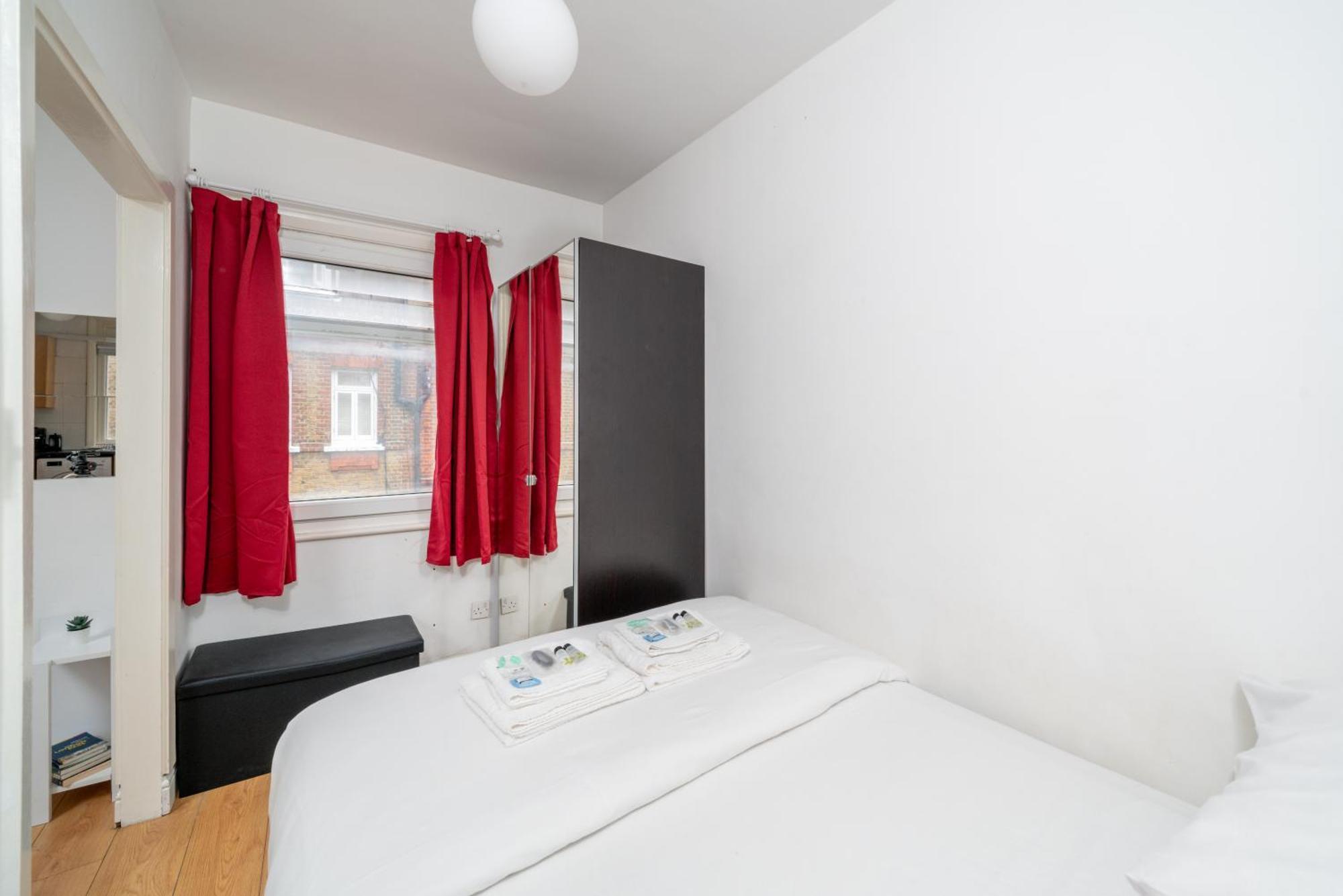 Carnaby & Oxford Street - Soho - One Bedroom - Double Bed & Sofabed Lejlighed London