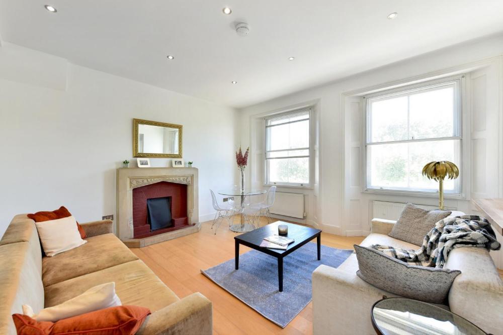 Renovu Premium Homes In Kensington Apartment