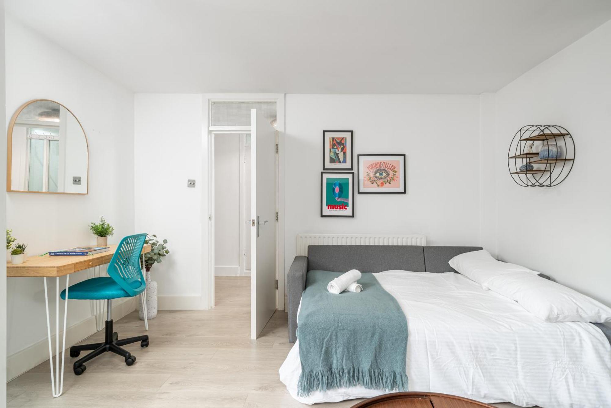 Apartment Modern & Spacious Canary Wharf Apartment, Prime Location, Balcony, Near O2, Excel, Airport & Greenwich London