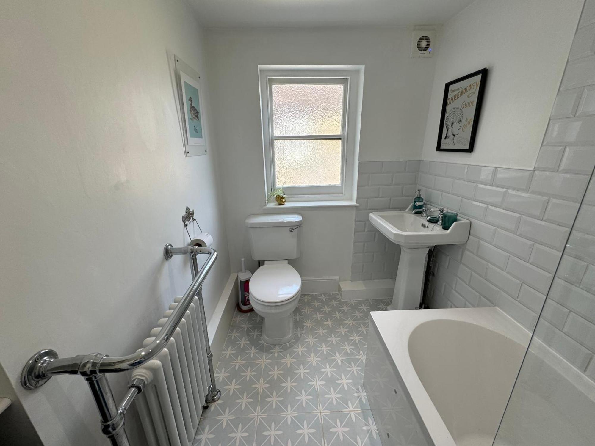 Stunningly Vibrant 1bd Flat Lower Clapton * Londen