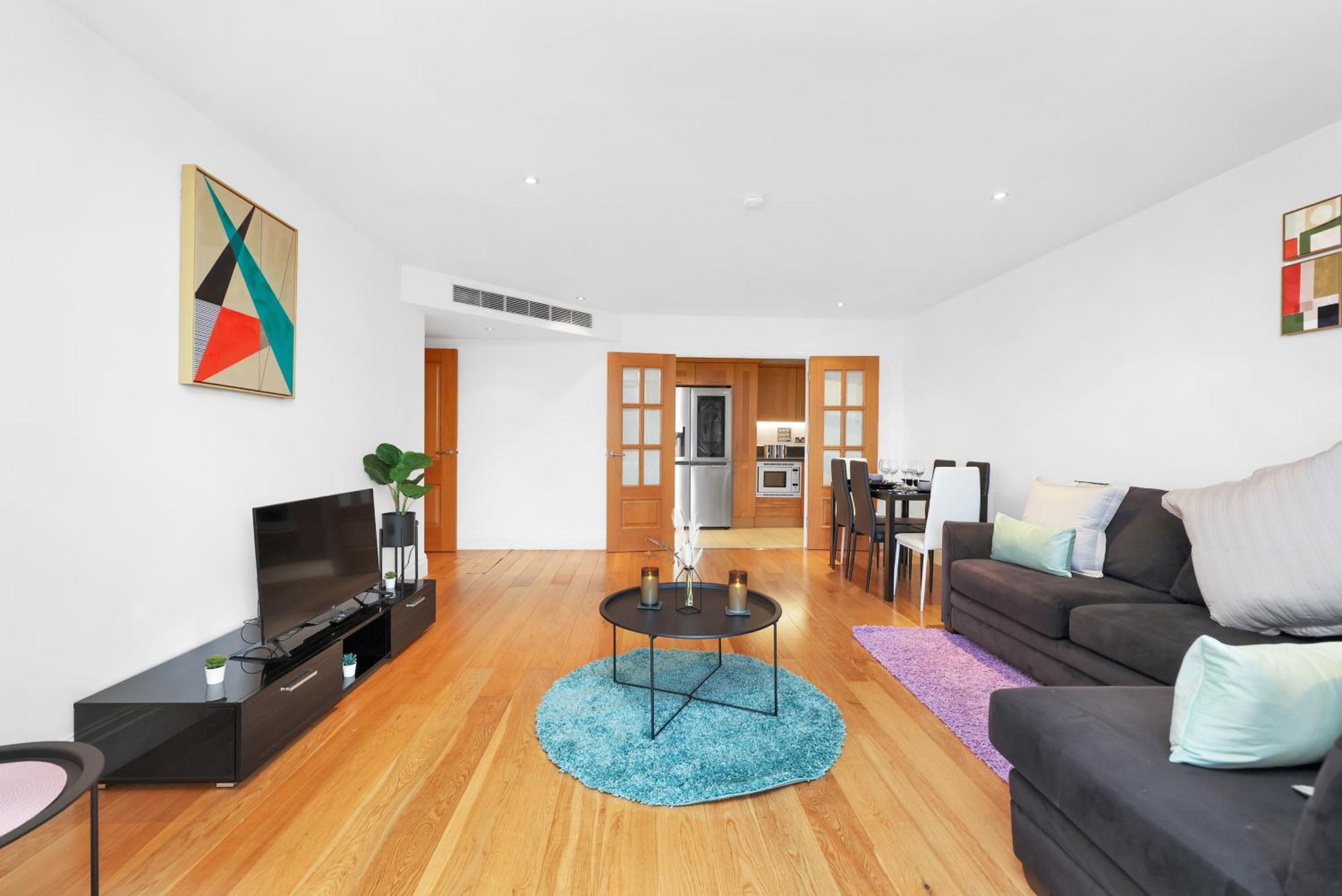 Sleeps 8, Parking, River Views, Chelsea 3 Bdr Lejlighed