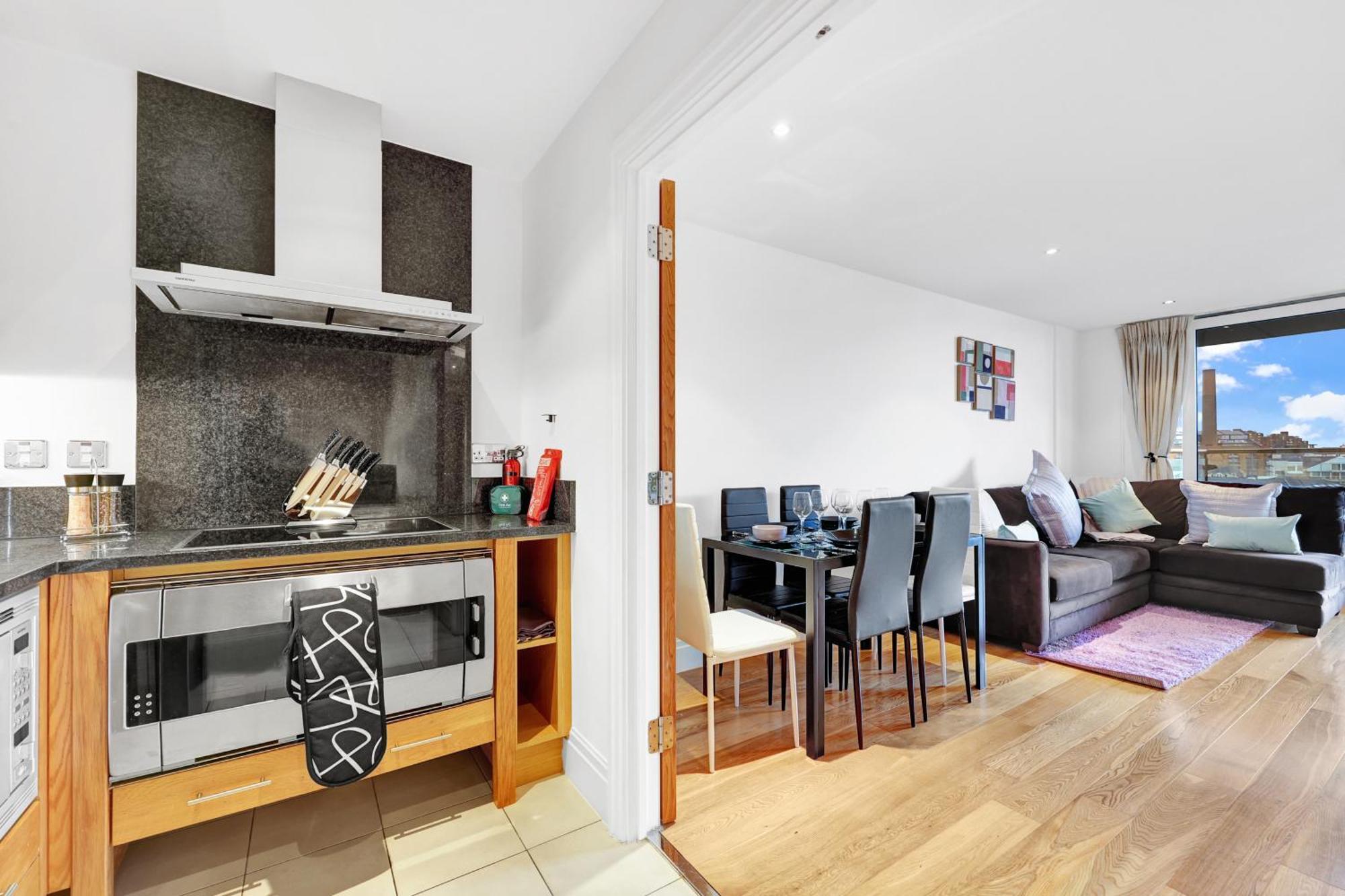 Sleeps 8, Parking, River Views, Chelsea 3 Bdr Appartement *