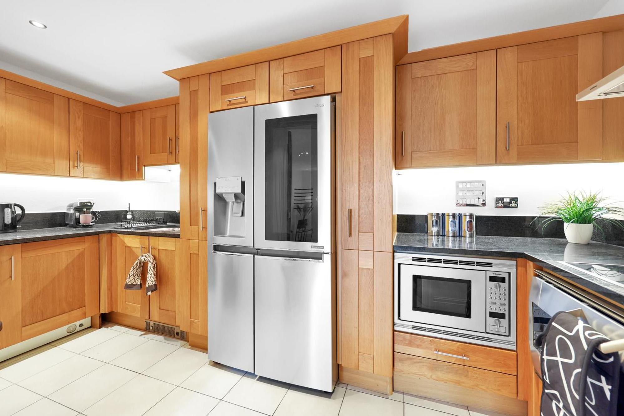 Appartement Sleeps 8, Parking, River Views, Chelsea 3 Bdr