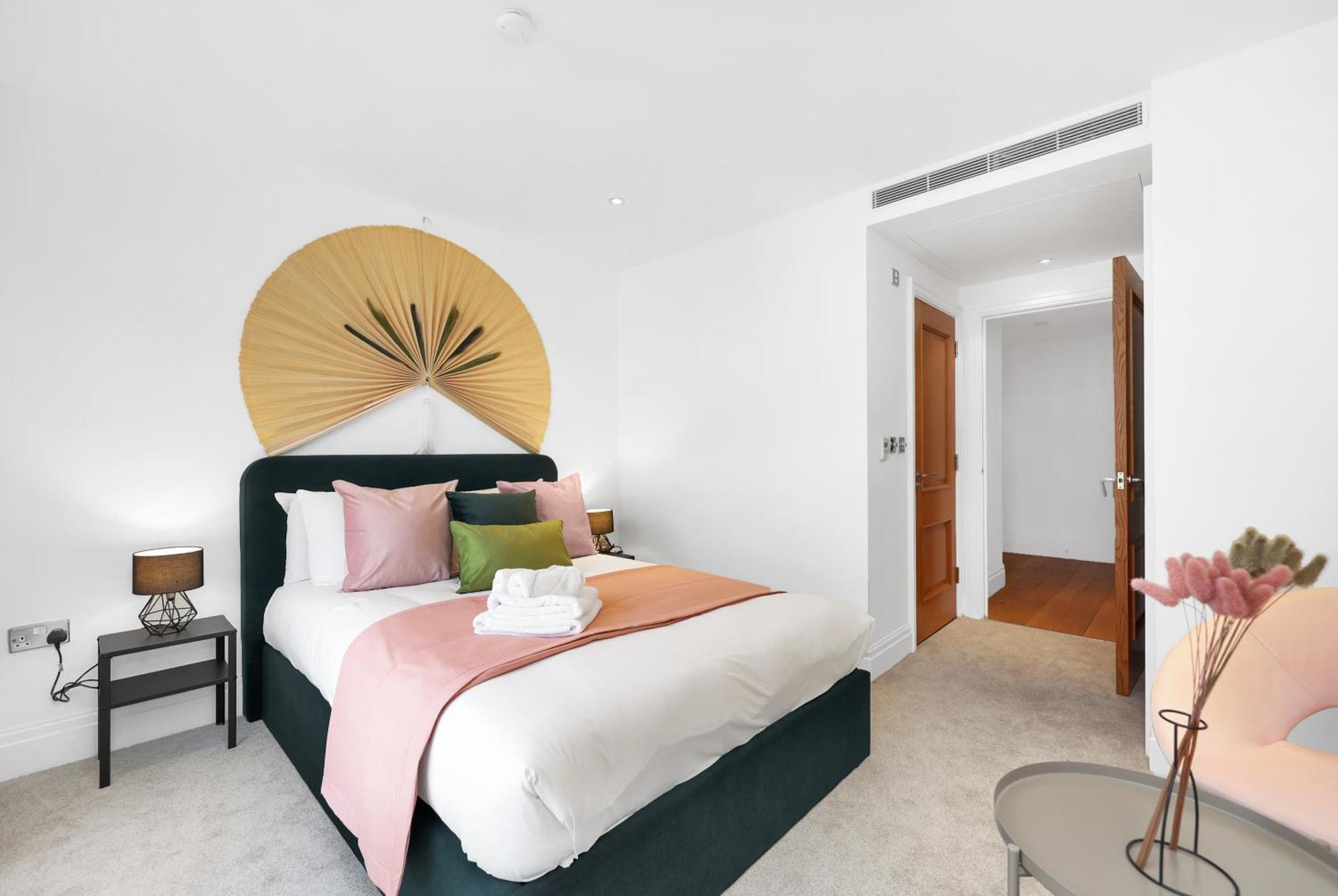 Appartement Sleeps 8, Parking, River Views, Chelsea 3 Bdr