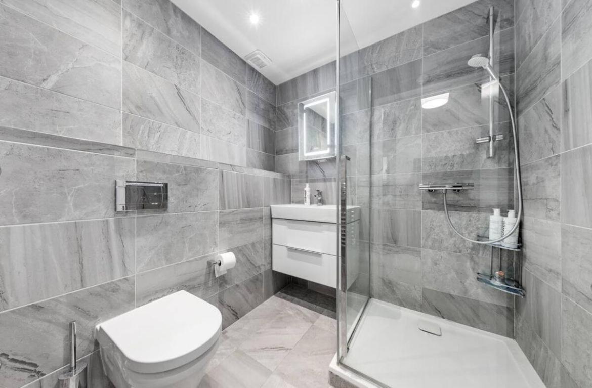 Majestic 2-bedroom Flat In Knightsbridge-hyde Park Kb70 Lägenhet London