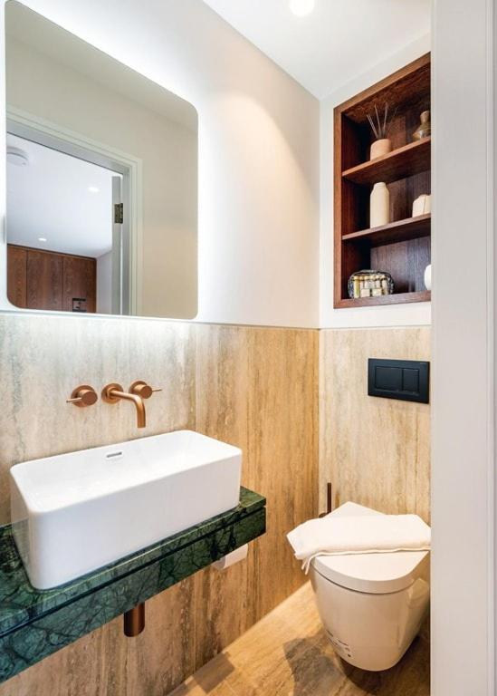 Covent Garden 2 Bed 2 Bath Duplex Lägenhet London