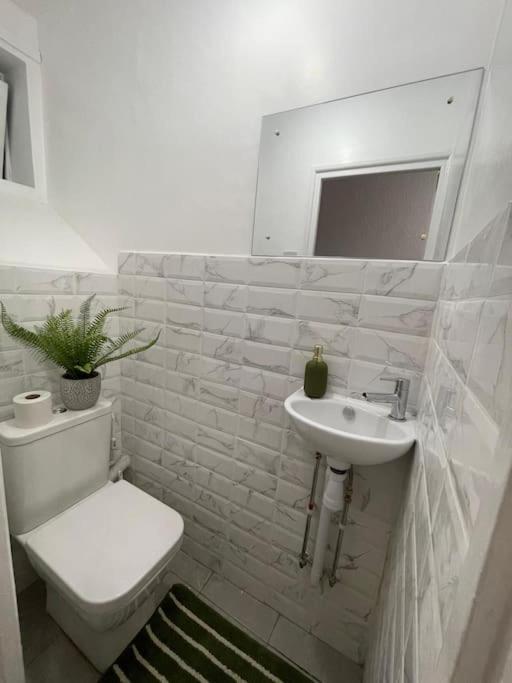 2bd Canarywharf Mile End Private Balcony Free Parking Appartement *