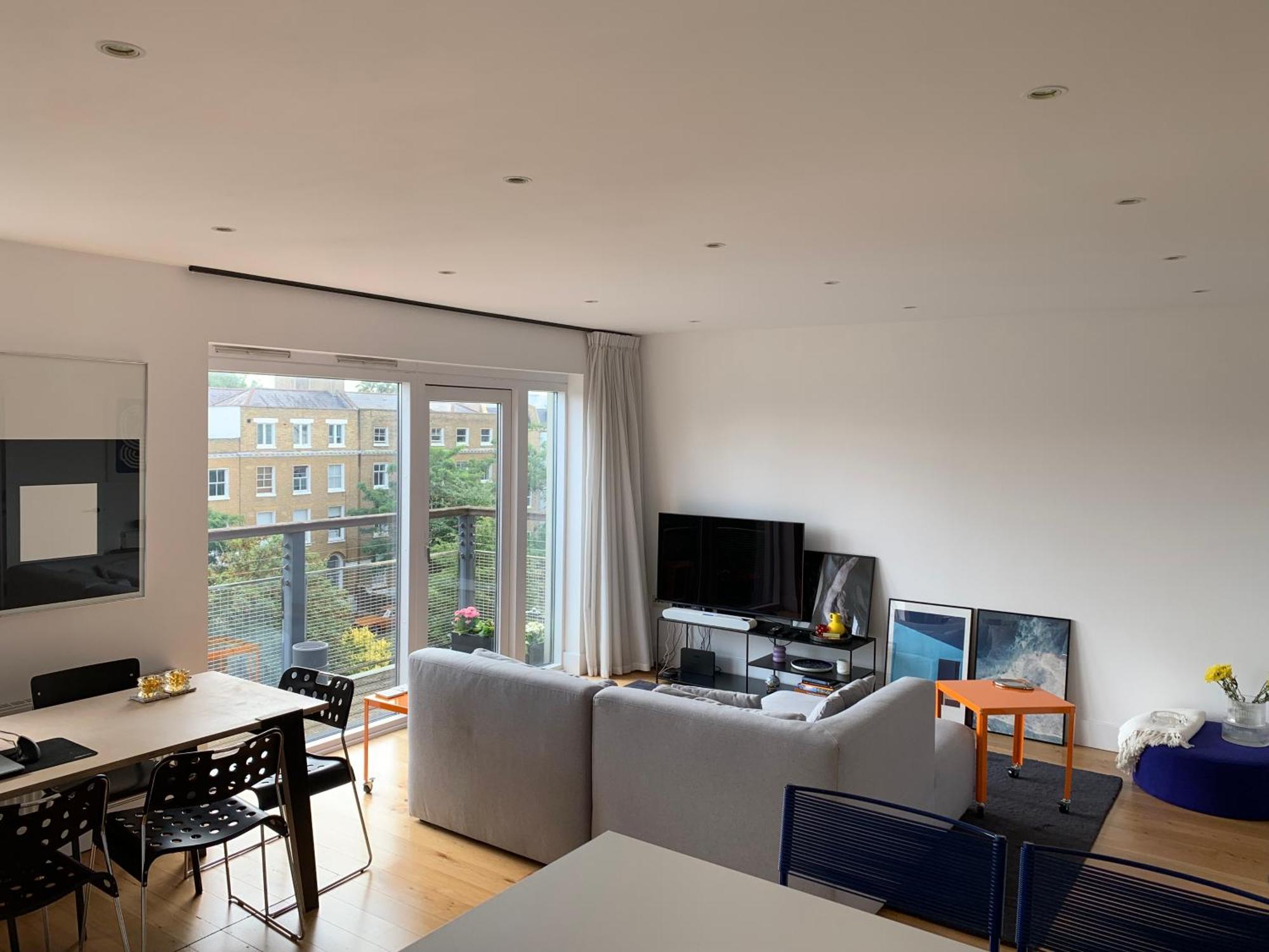 Appartement Modern, Spacious Entire In Amazing Location *