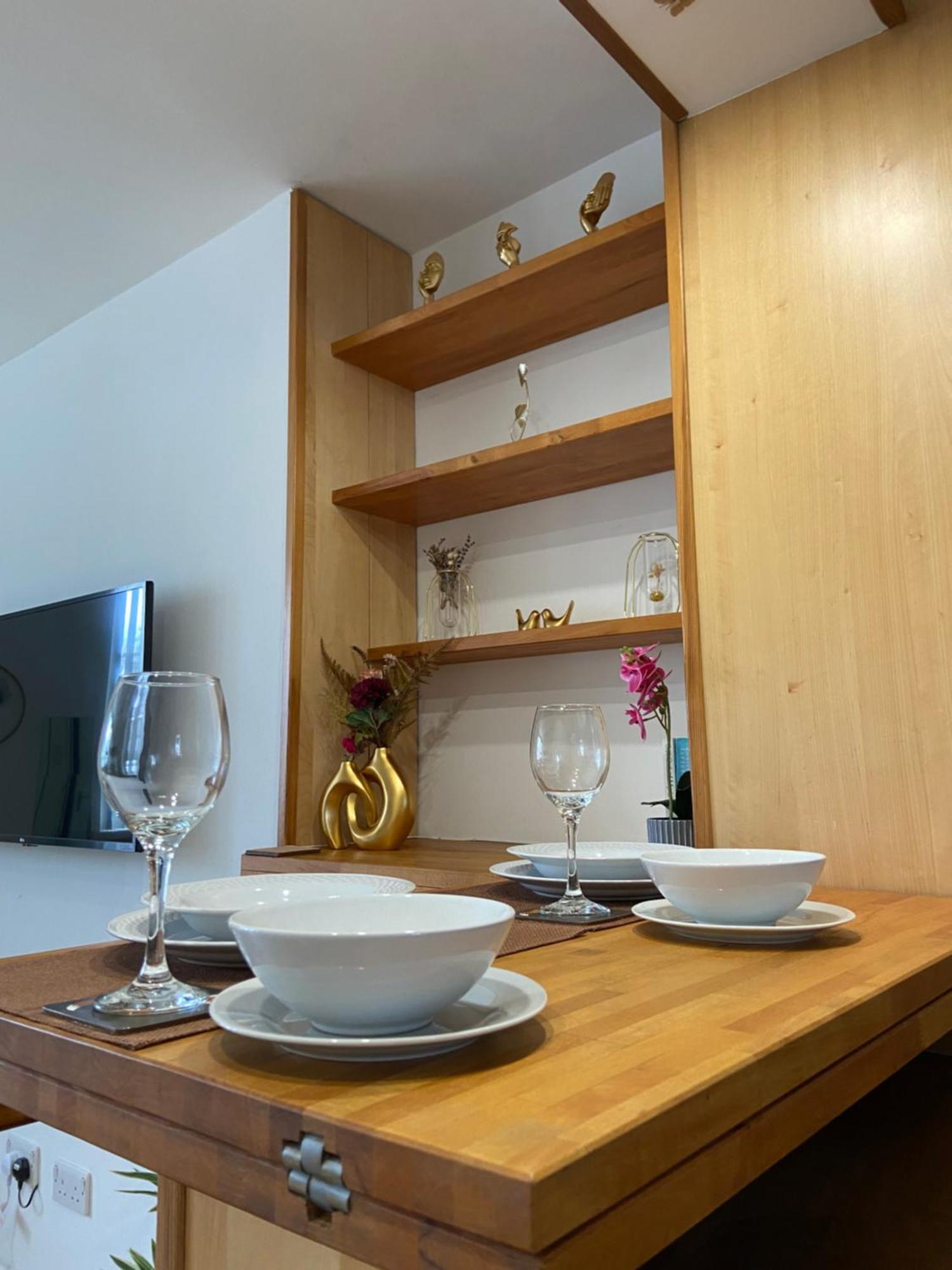 Flat In West Kensington Apartment