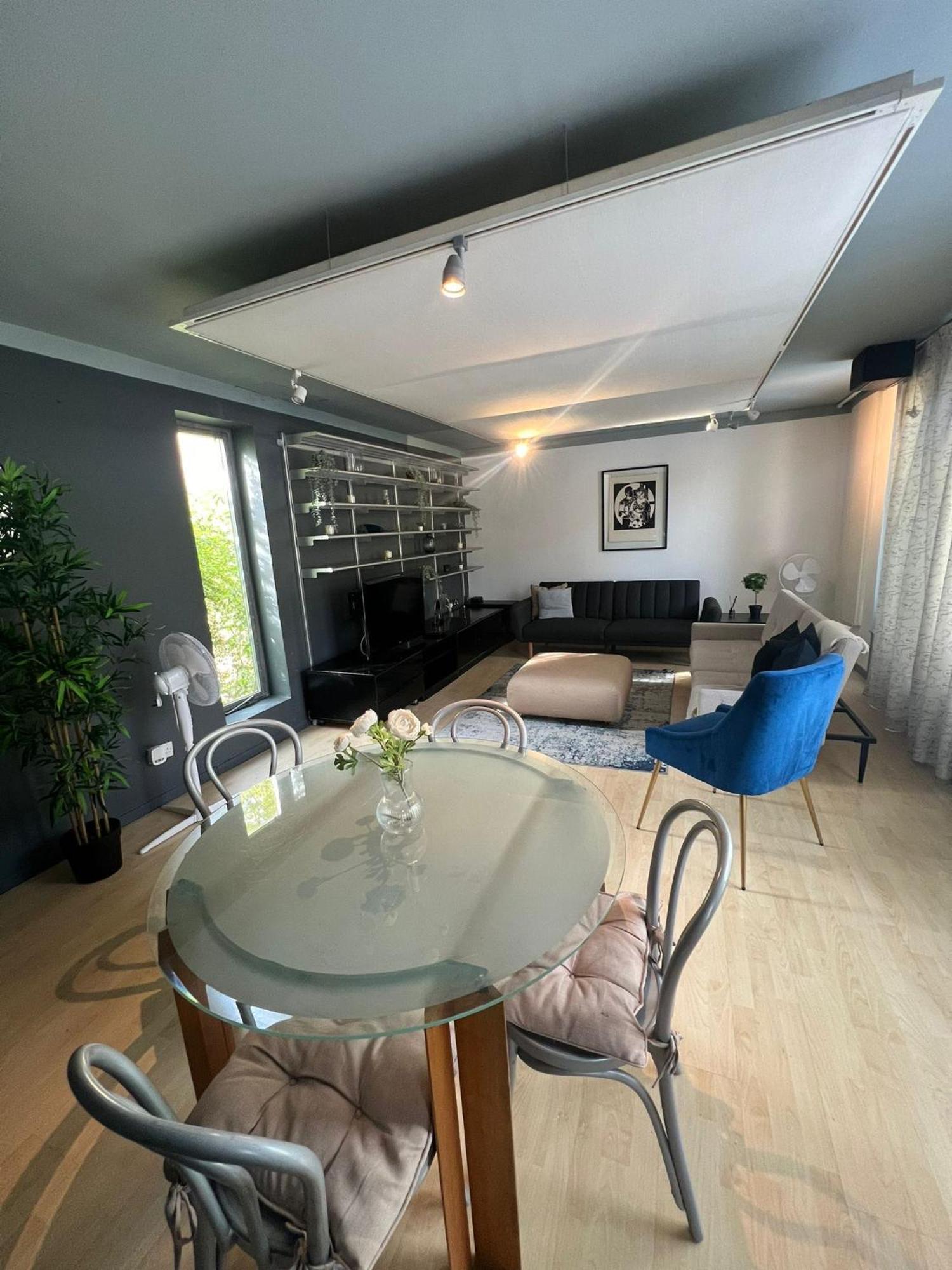 One Bed House In Camden Town * Londen