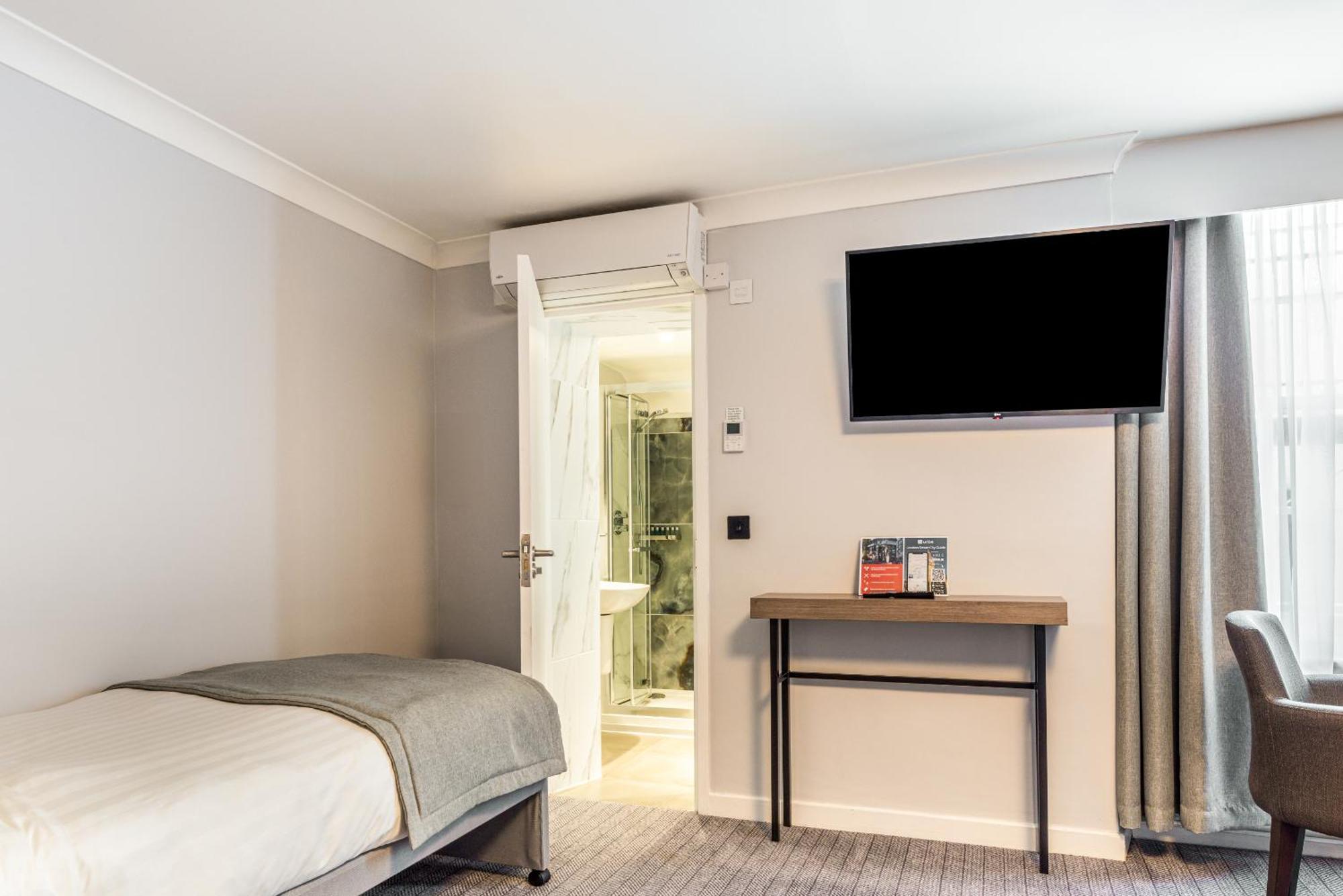 Princes Square Hotell 4*