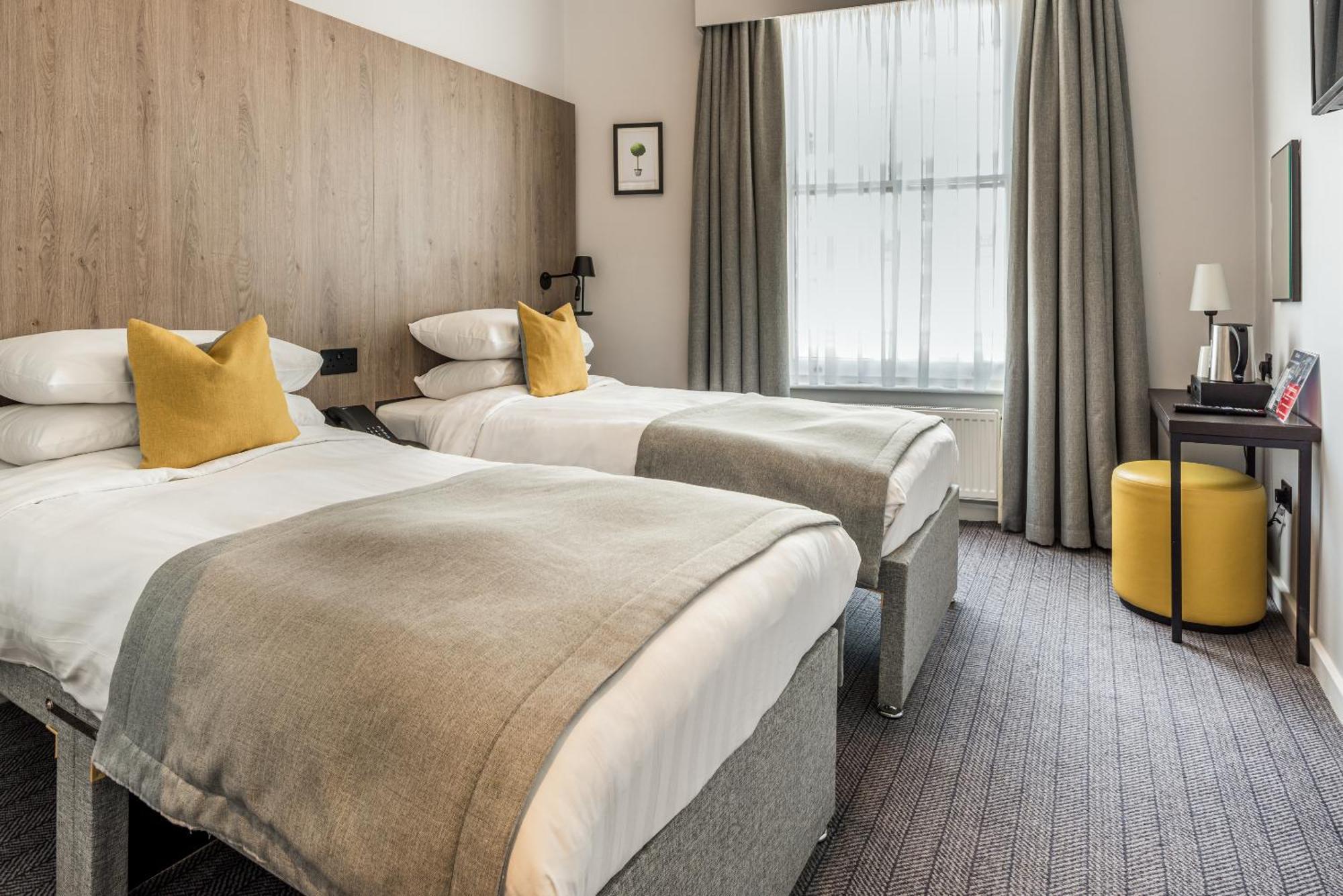 Princes Square Hotell 4*