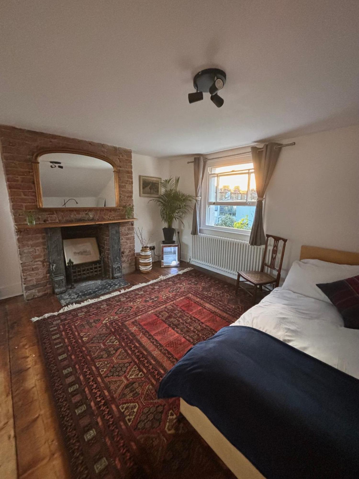Central Victorian House London