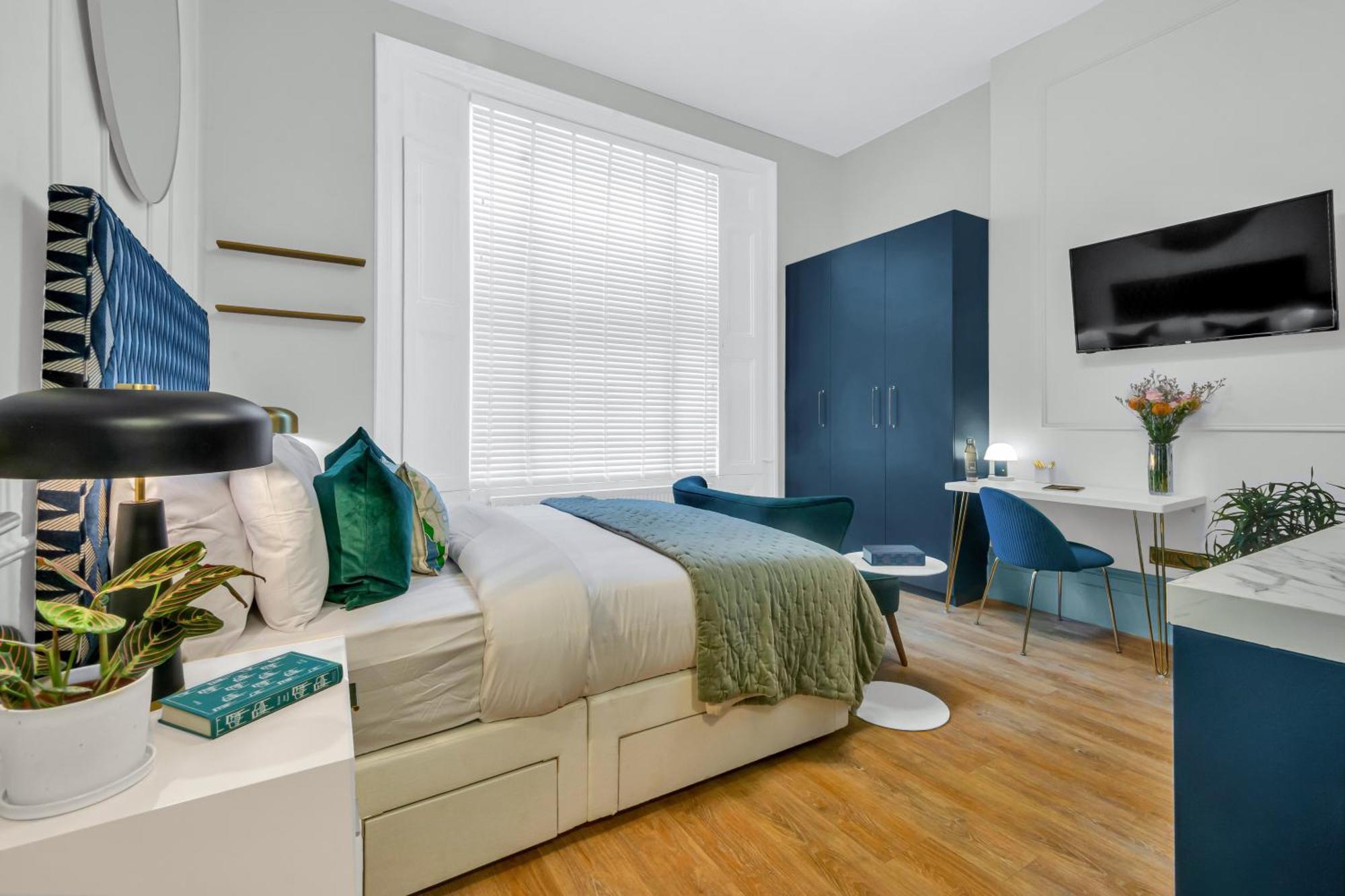 Mysquare Kensington Residences