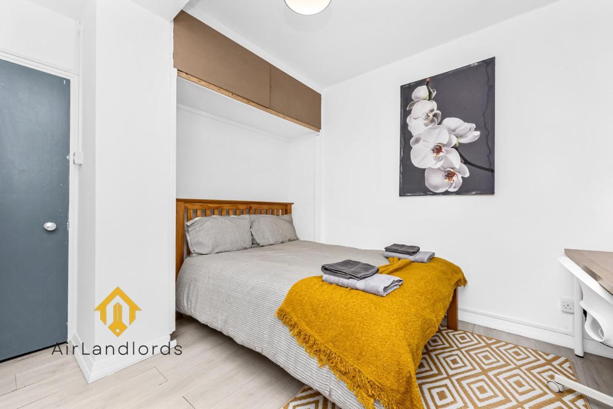 Fantastic 4 Bedroom In Russell Square Leilighet *