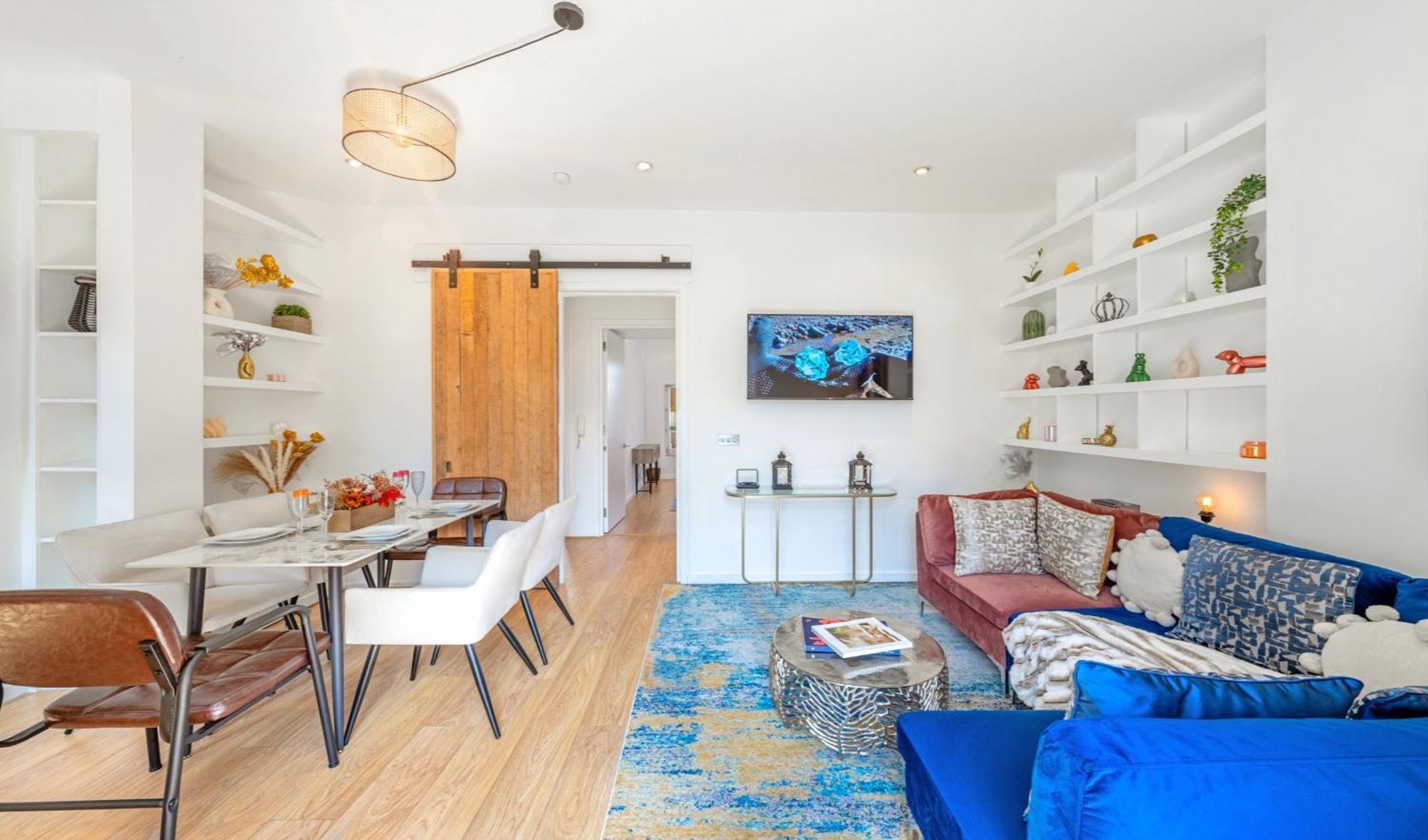Designer Victorian Flat With Huge Terrace Lägenhet London