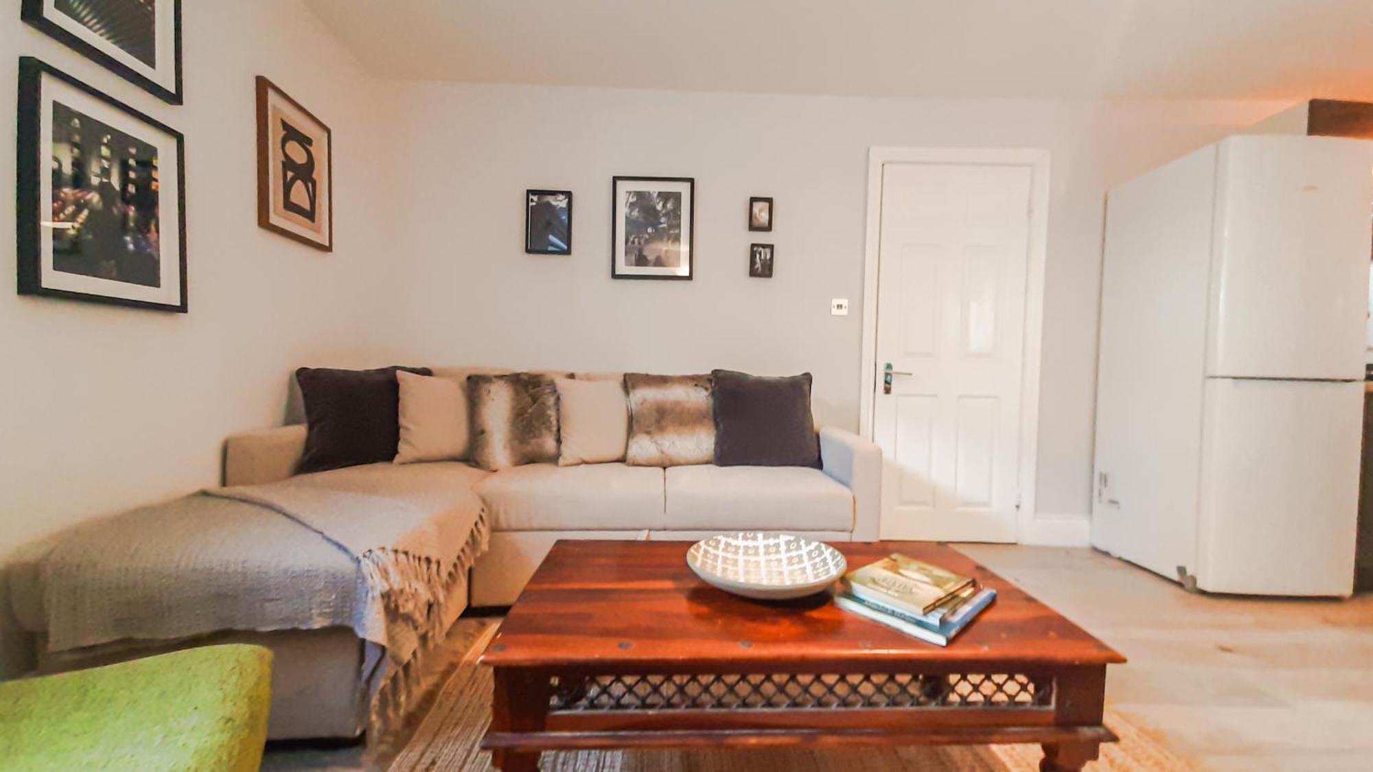 Stunning 2 Bedrooms Appartamento *