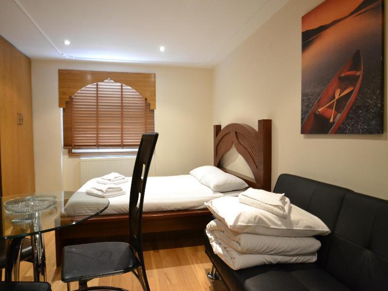 Apartment Hyde Park
