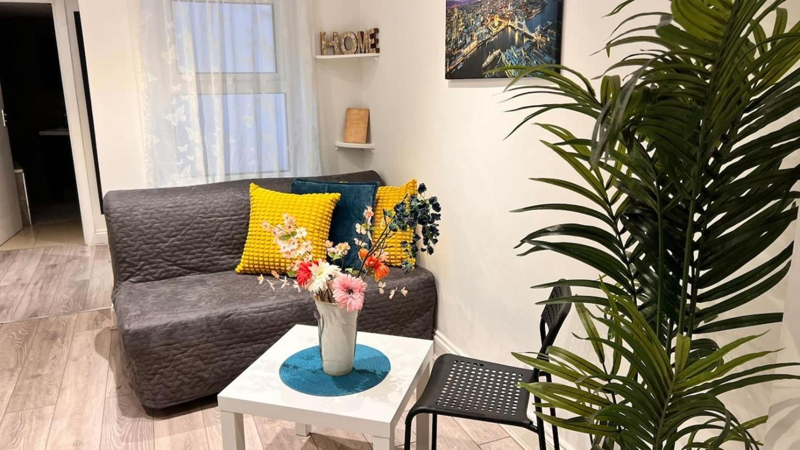 Cute And Cosy In Kensington Appartement