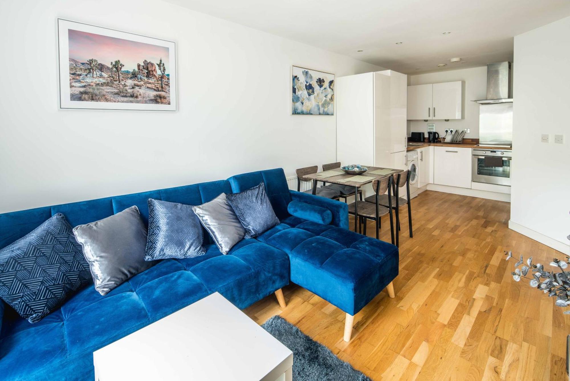 Leilighet One Bedroom Near With Private Balcony London