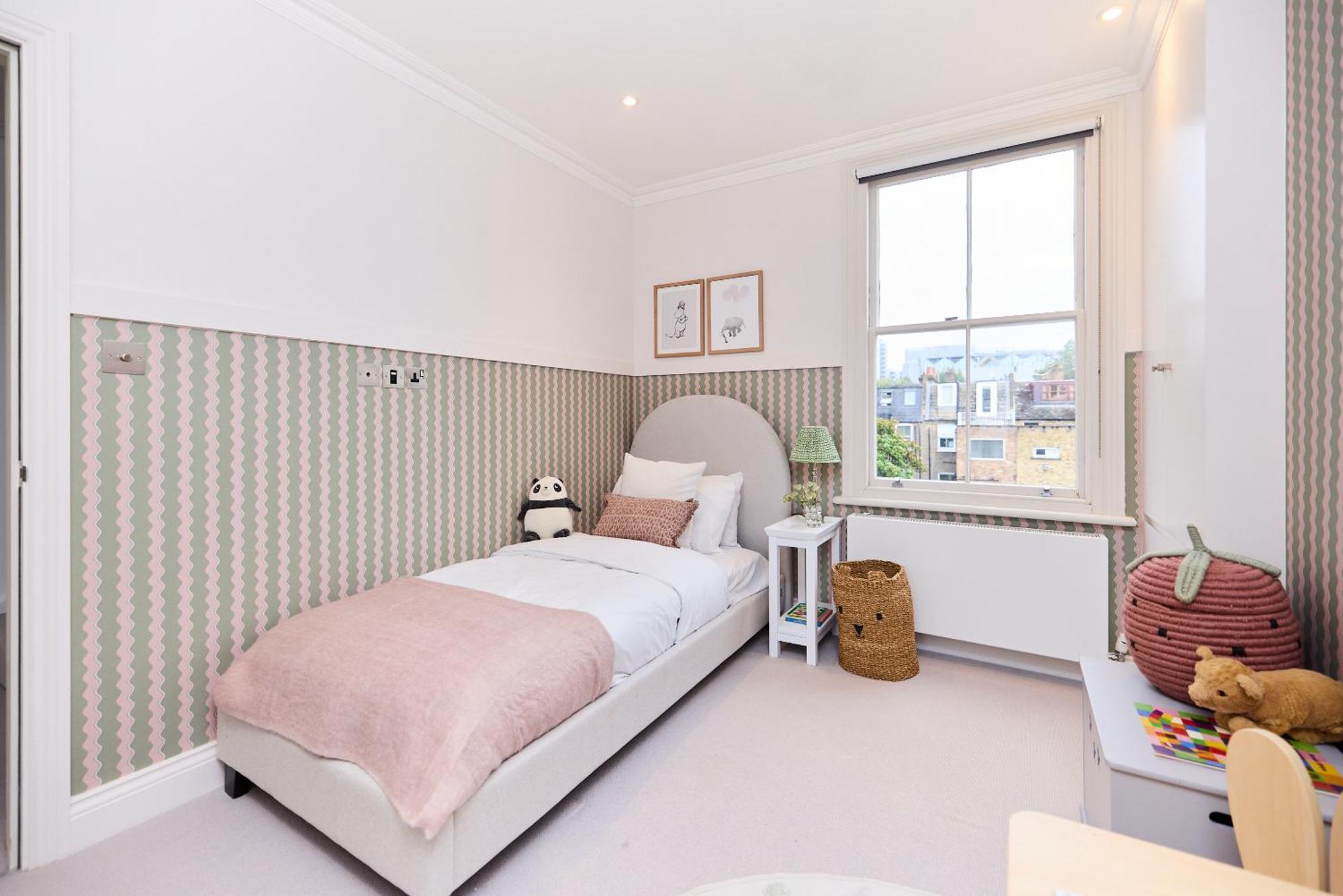 The Latimer Wonder - Stunning 5bdr House With Garden Appartement Londen