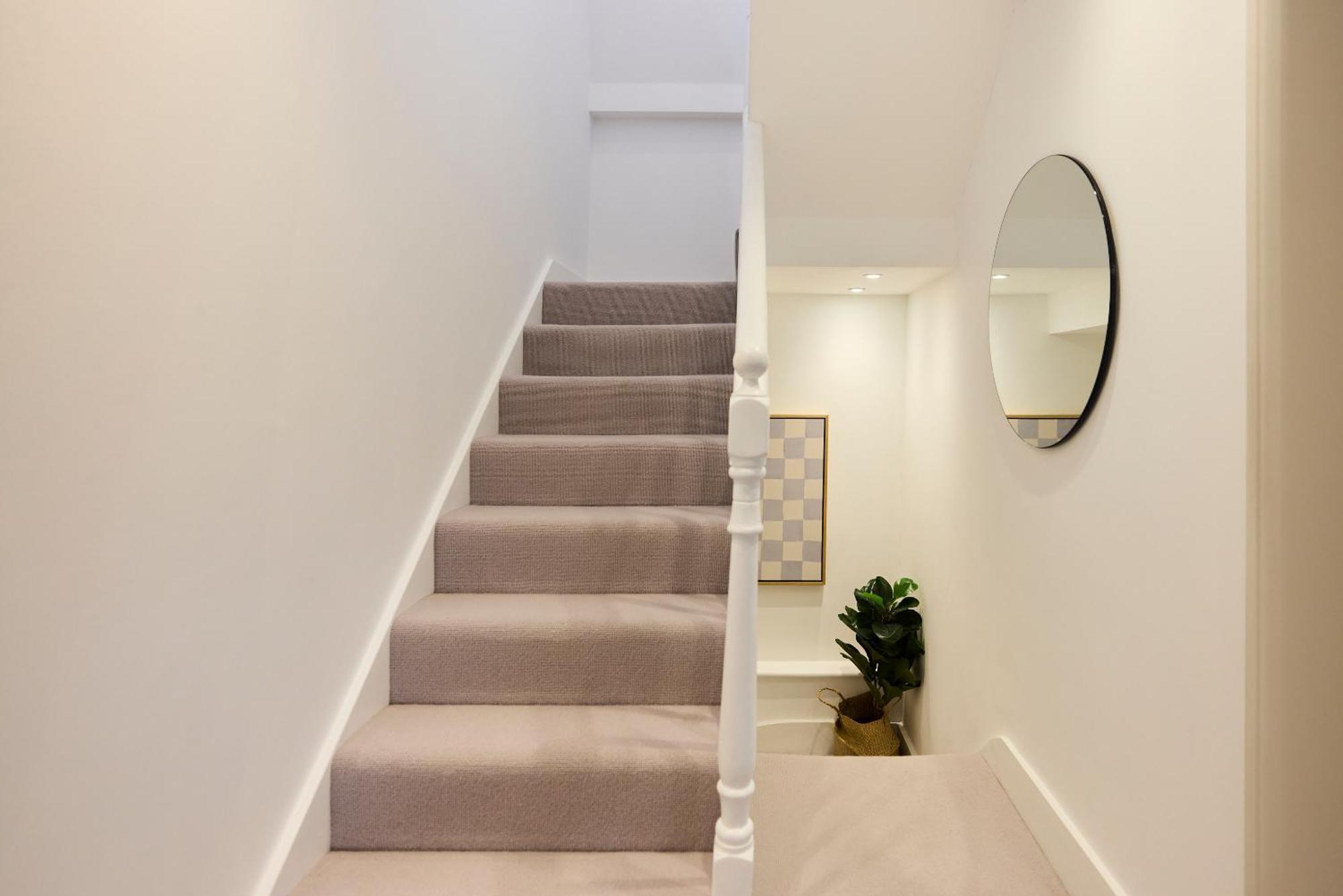 The Latimer Wonder - Stunning 5bdr House With Garden Appartement *