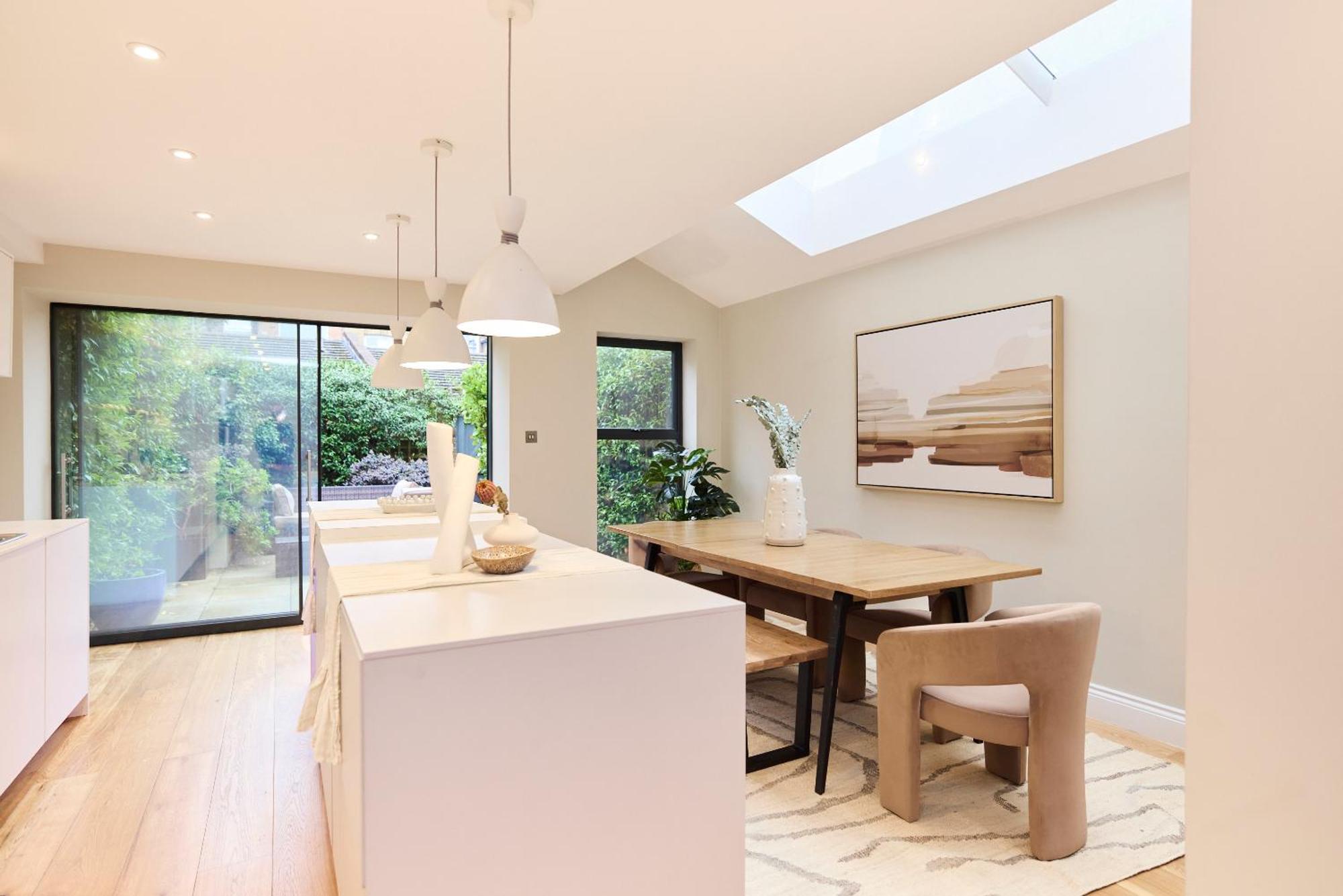 The Latimer Wonder - Stunning 5bdr House With Garden Appartement Londen