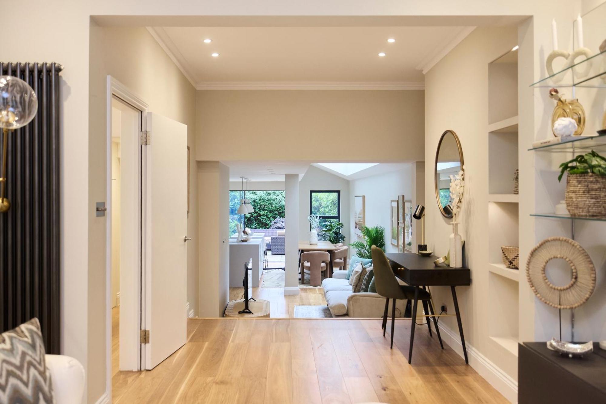 The Latimer Wonder - Stunning 5bdr House With Garden Londen