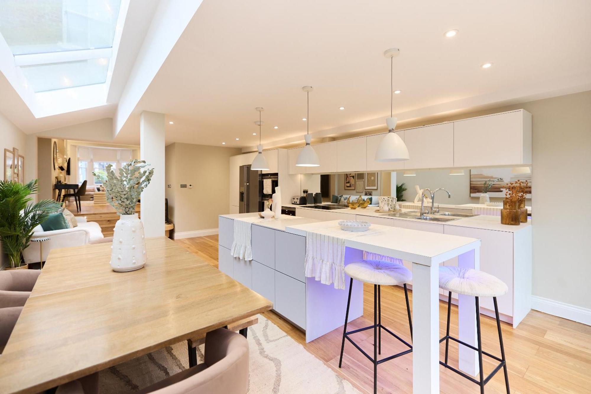 The Latimer Wonder - Stunning 5bdr House With Garden * Londen