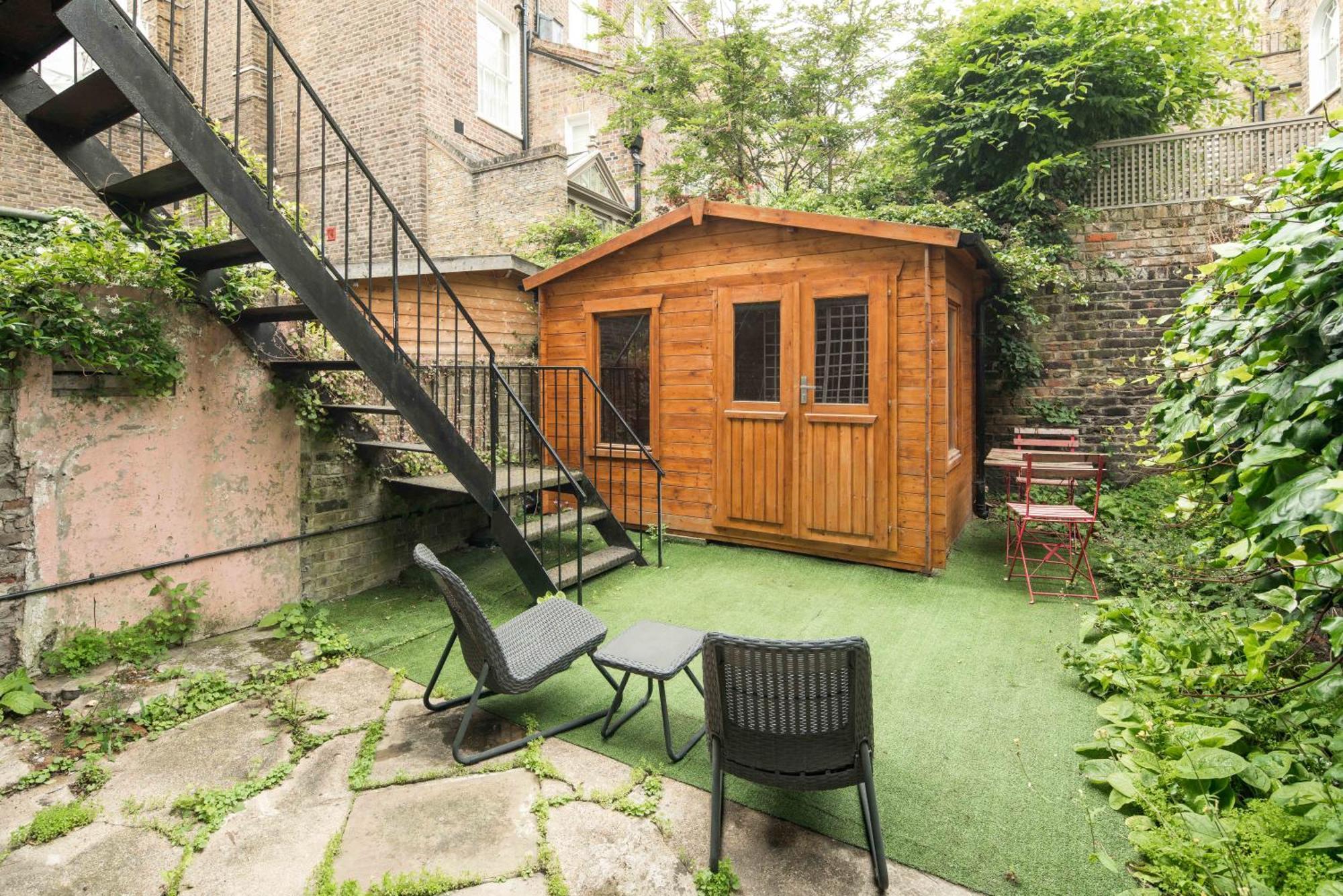 High-ceiling Gorgerous Victorian Flat With Private Garden - 3 Mins To Hyde Park, Kensington Palace, 8 Mins Nottinghill, High Street Kensington Station Lägenhet