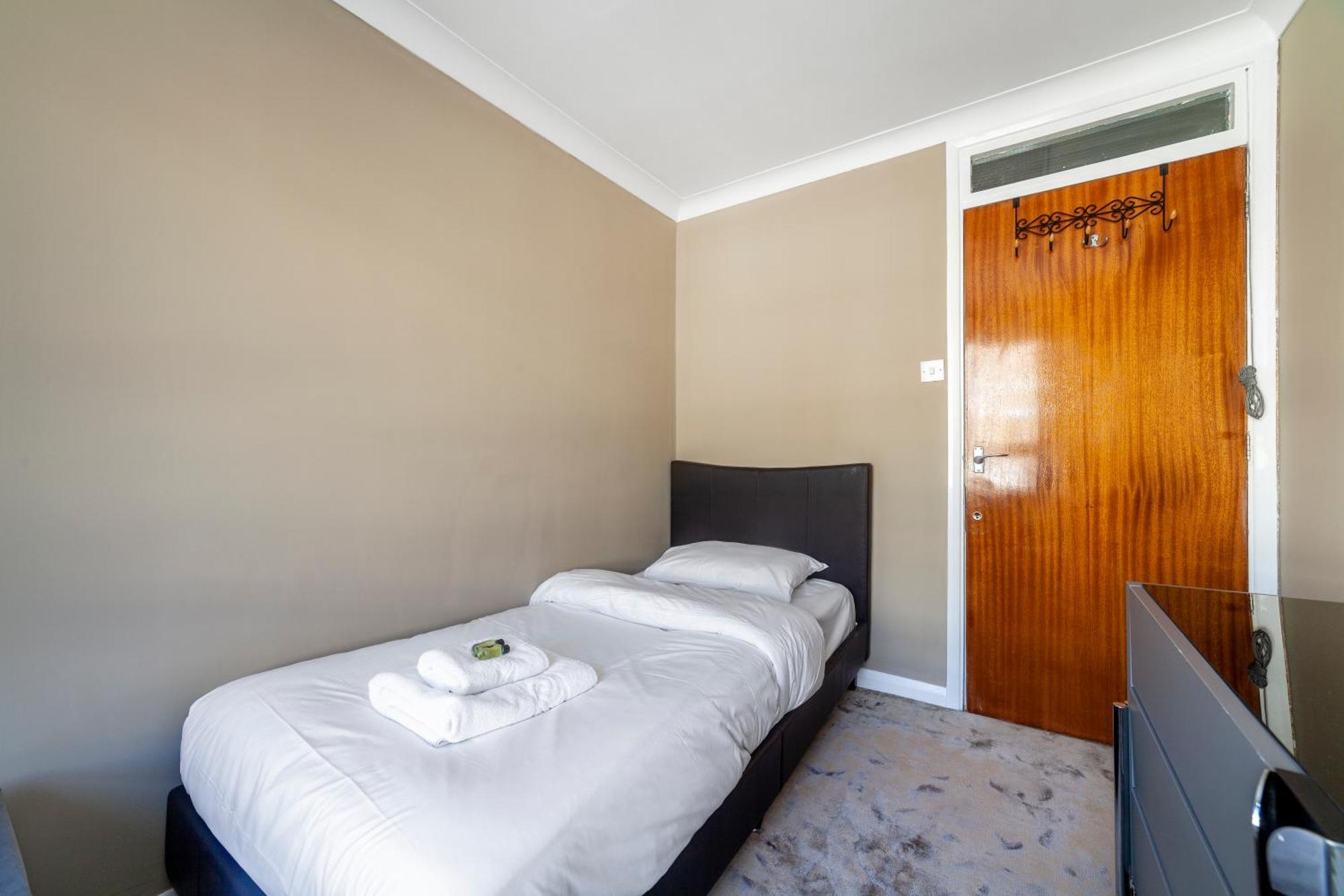 Centrally Located 5br Flat Wparking, Maida Vale Holiday home London