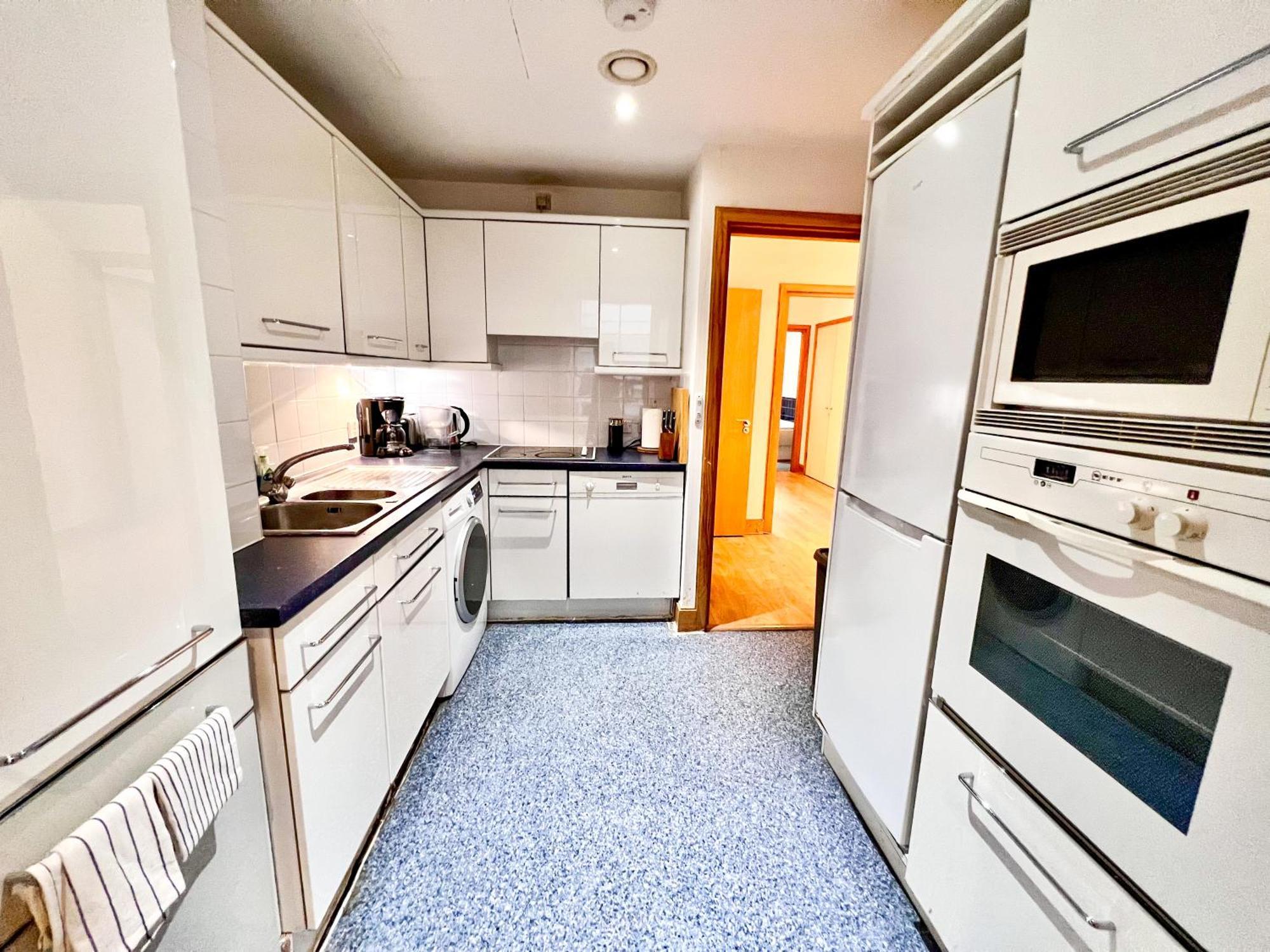 Excellent Entire Between St Pauls Cathedral And Covent Garden * London