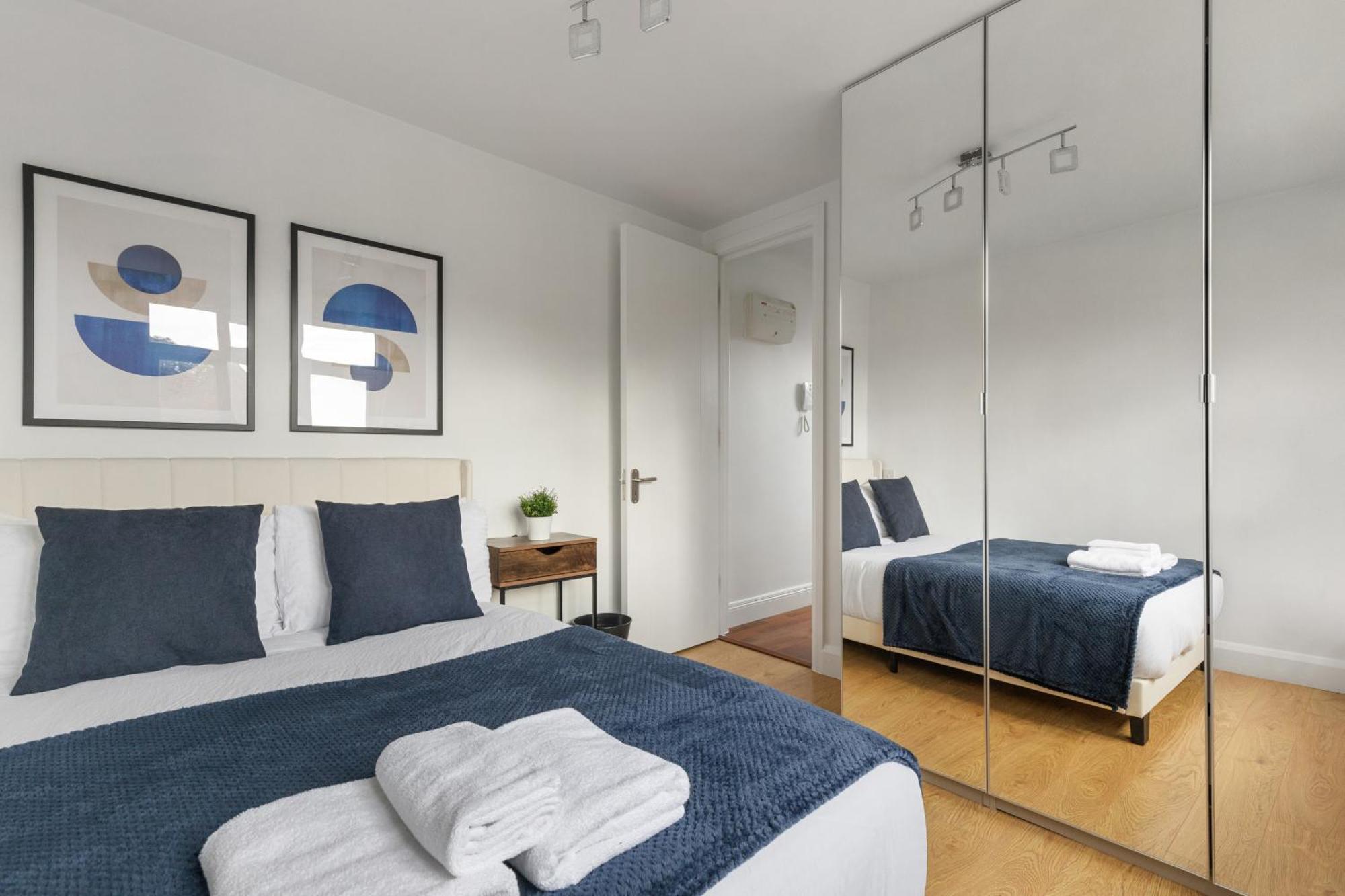 The Hampstead Hideaway - Free Parking - Close To Ldn Lejlighed London