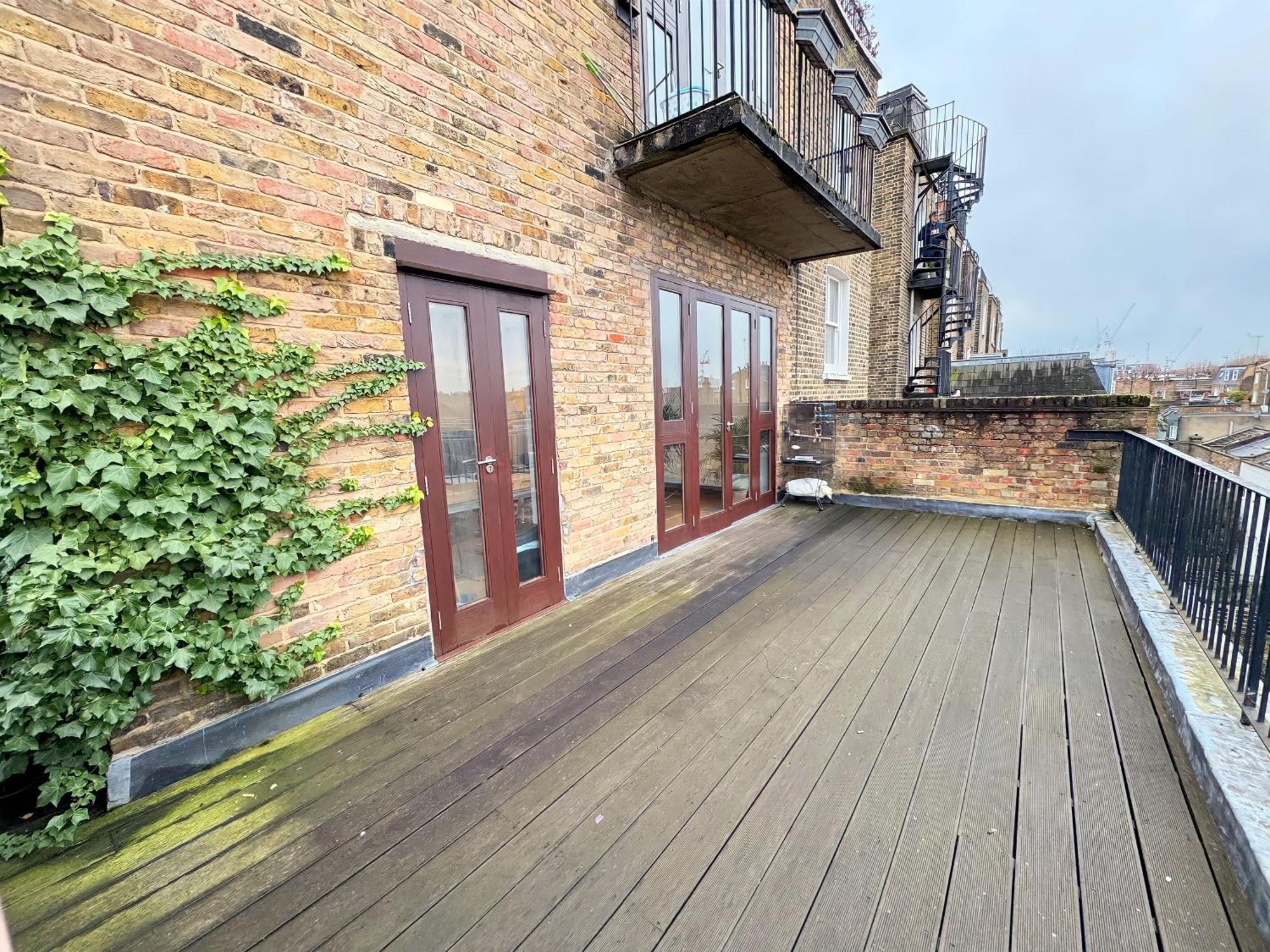 Kensington Premium Three Bed *