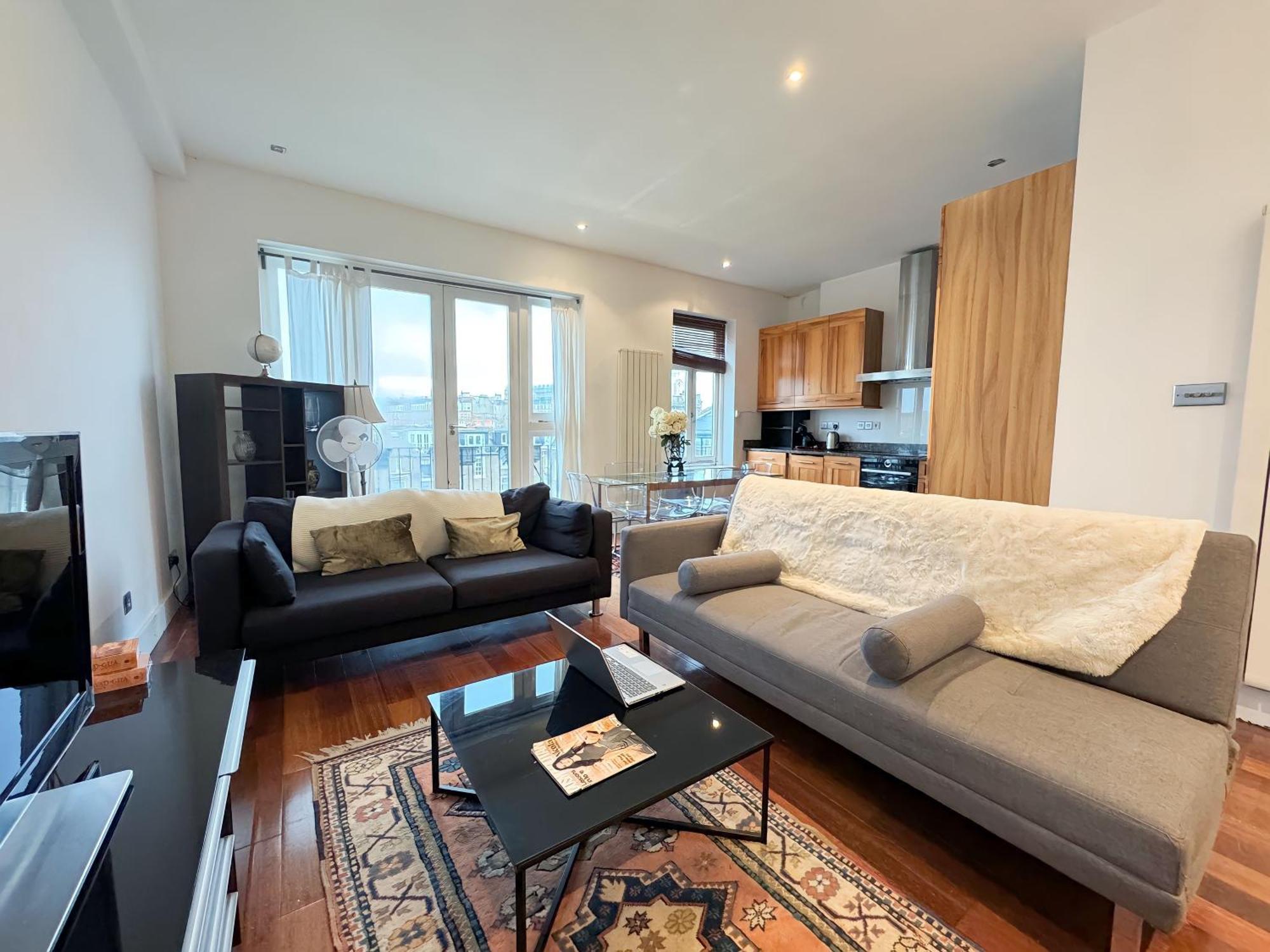 Apartment Kensington Premium Three Bed